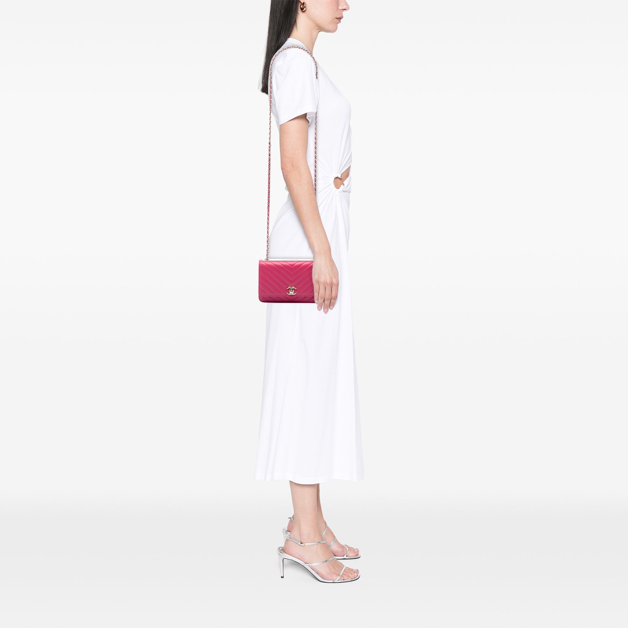 Chanel Chevron Lambskin Trendy CC Wallet on Chain - image 6