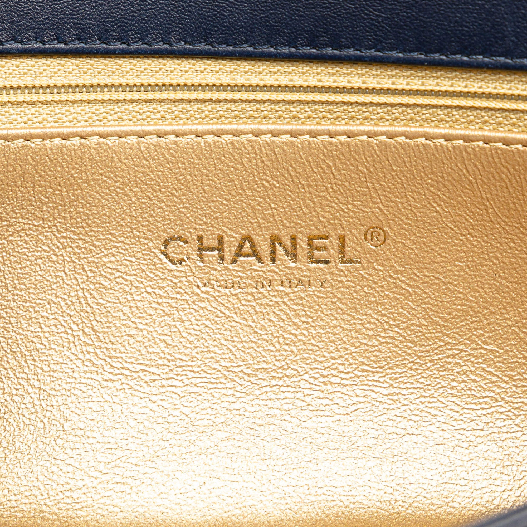 Chanel Medium Quilted Calfskin Octagon CC Clasp Flap - image 5