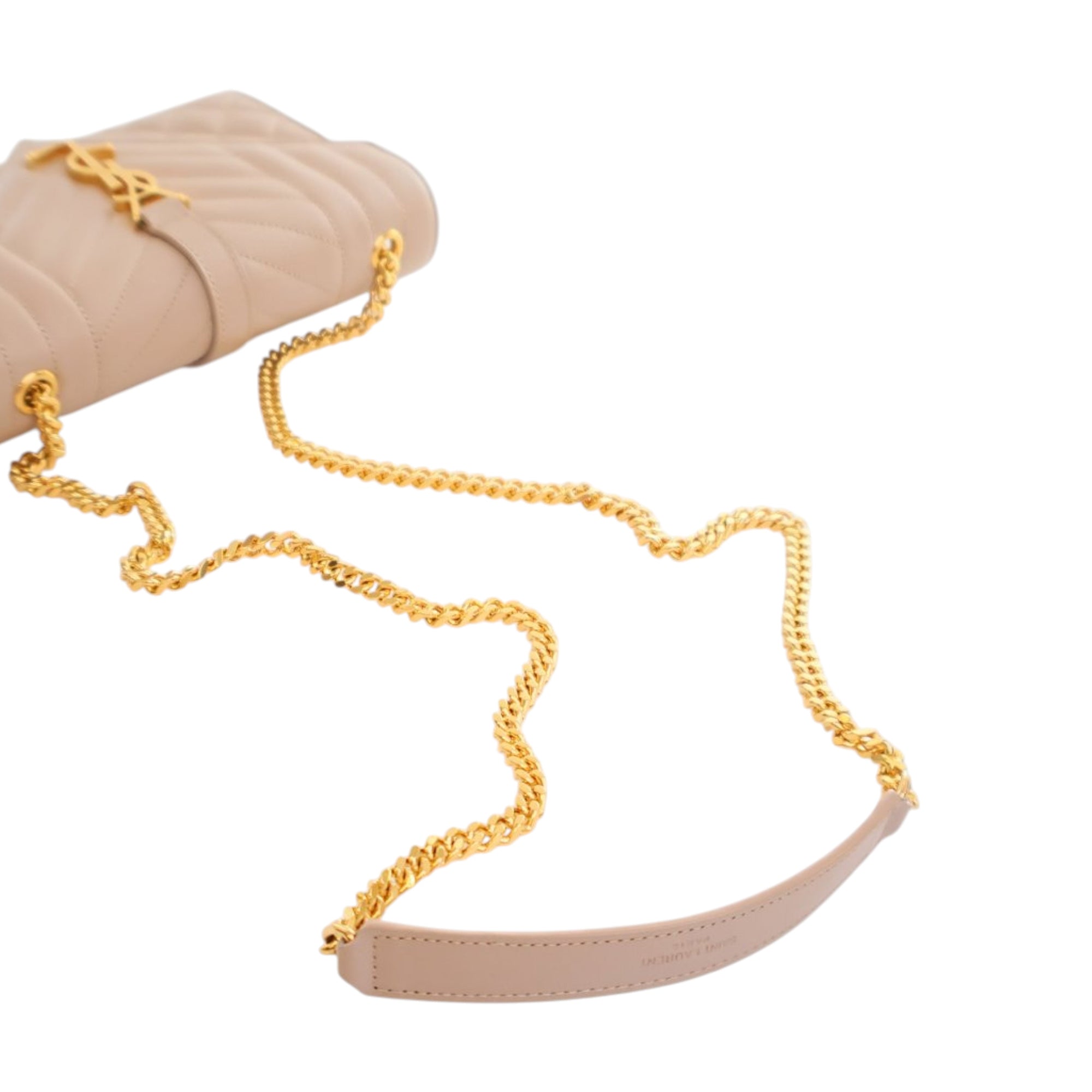 Saint Laurent Small Grain De Poudre Triquilt Monogram Envelope Bag - image 9