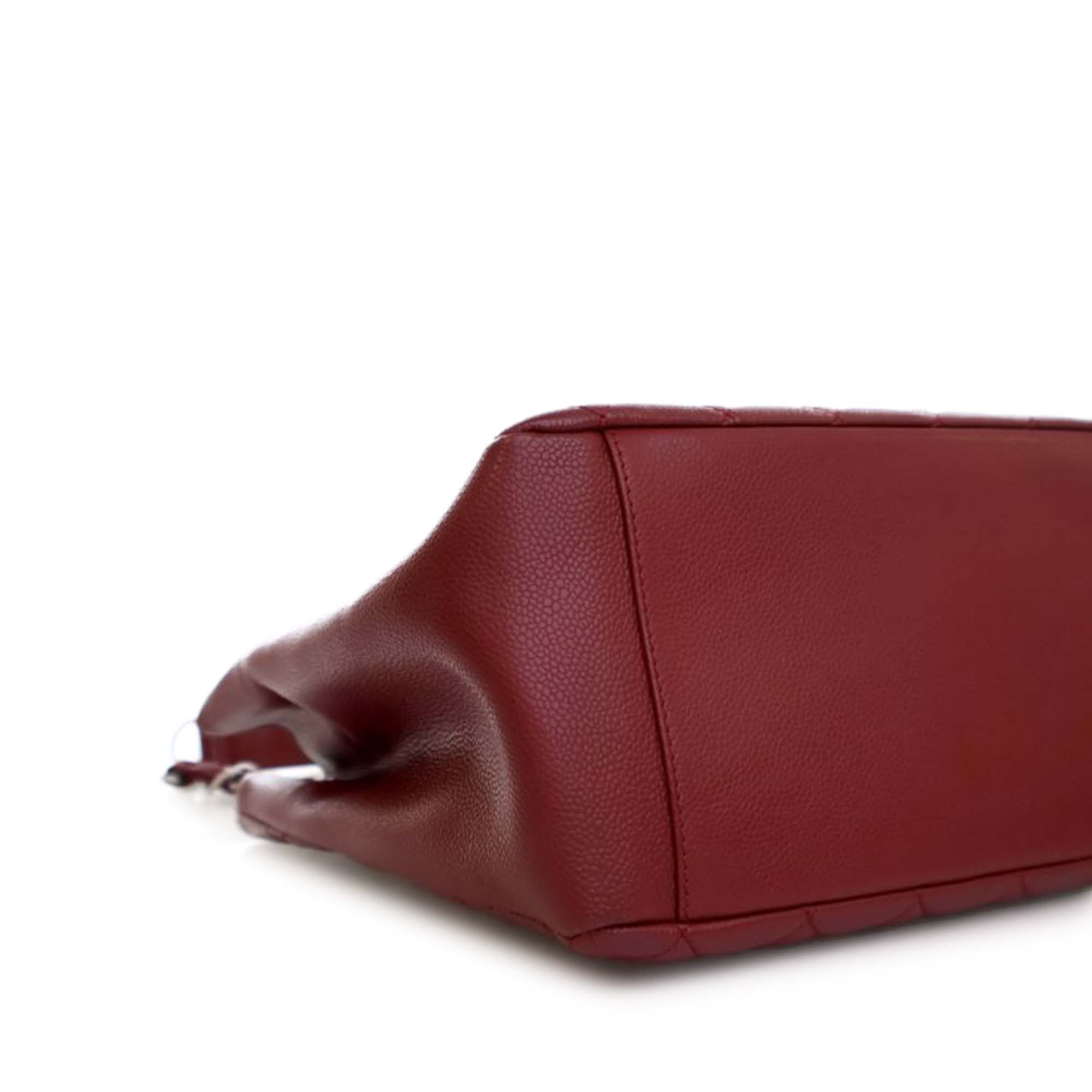 Chanel Caviar Grand Shopping Tote - image 14