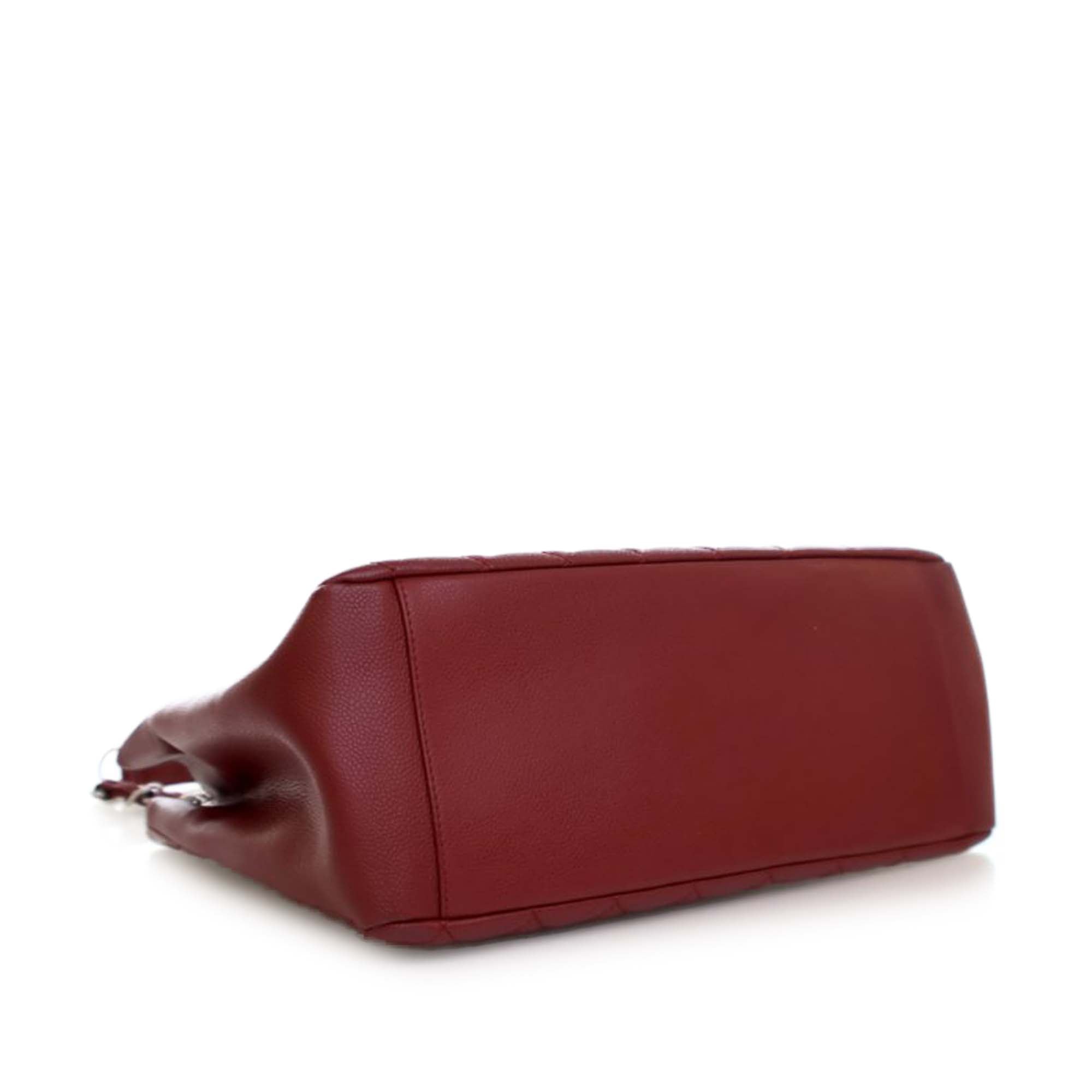 Chanel Caviar Grand Shopping Tote - image 7