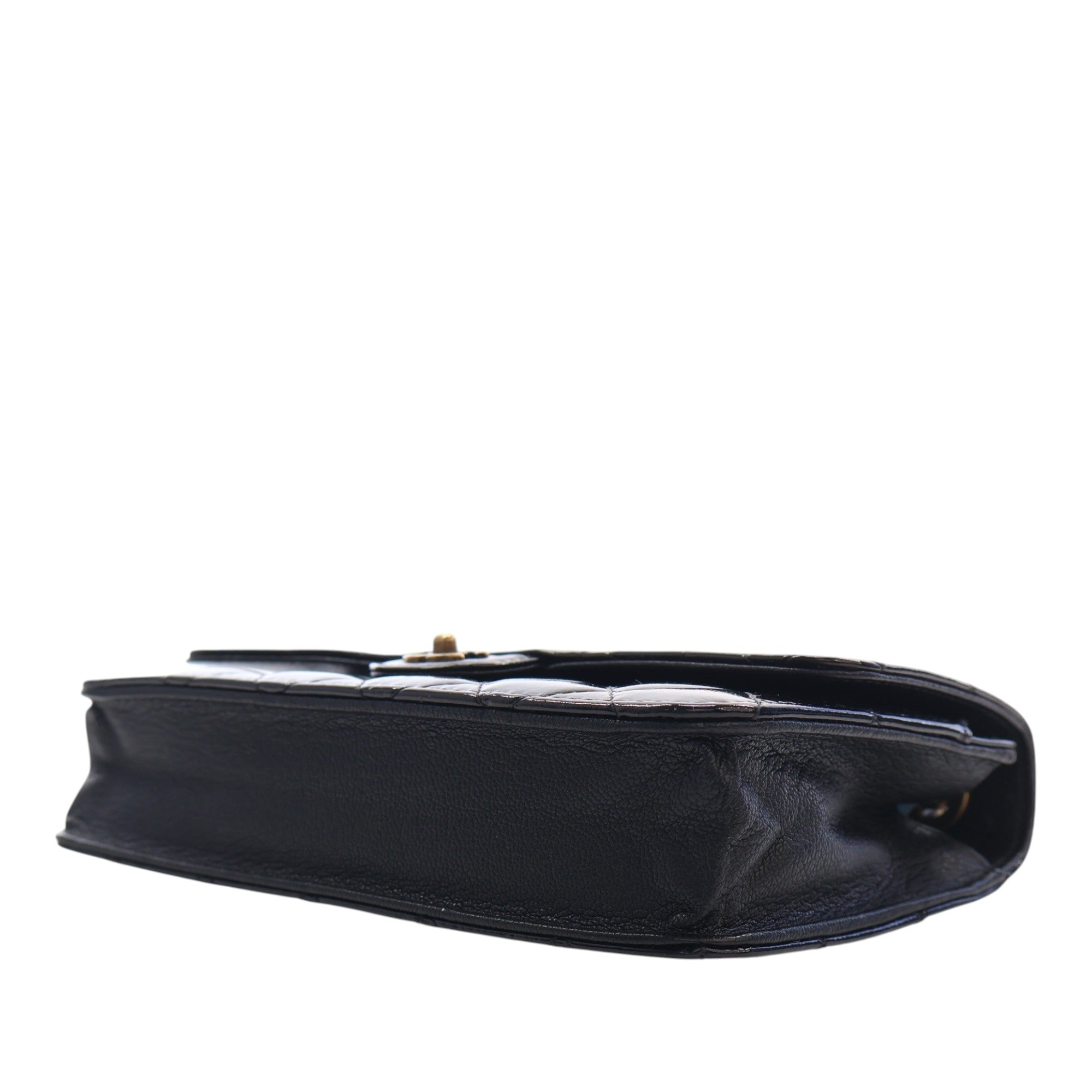 Chanel Quilted Patent and Goatskin CC Eyelet Wallet On Chain - image 13