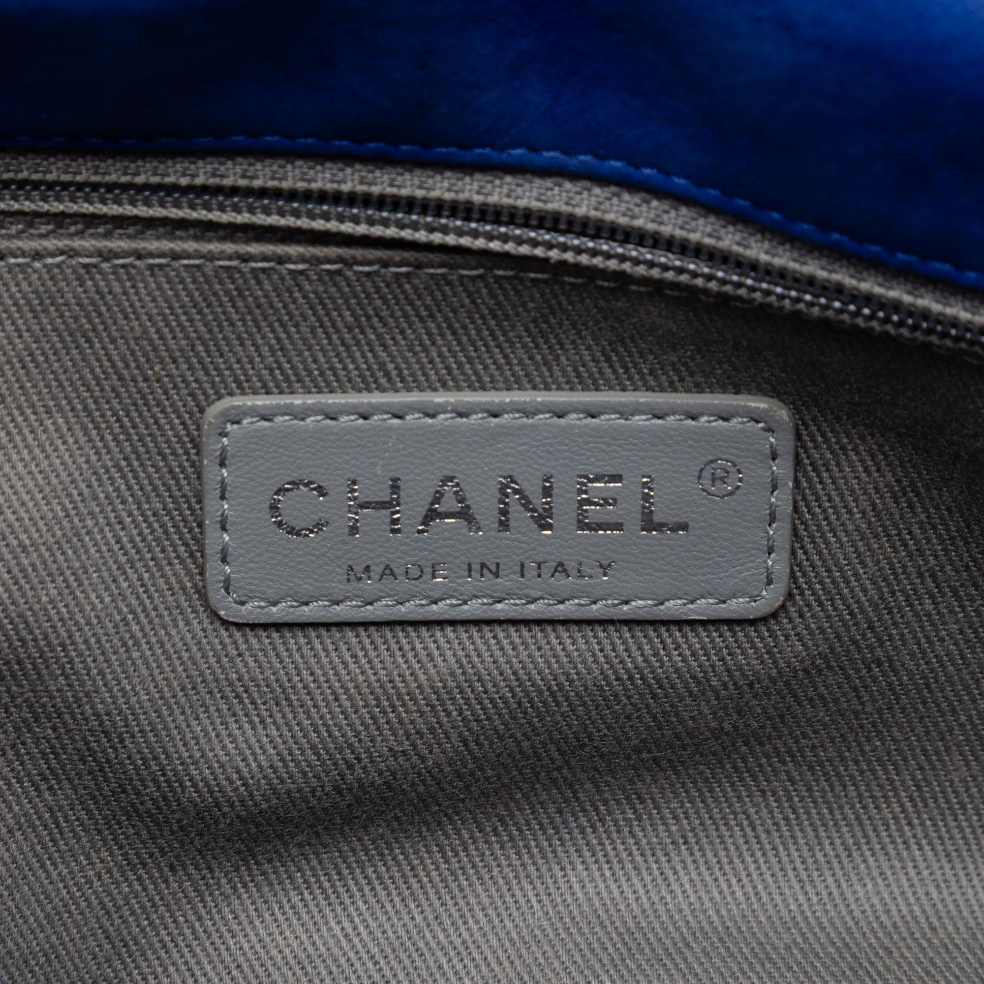 Chanel Small Iridescent Calfskin Diamond Stitch Chain Flap - image 5
