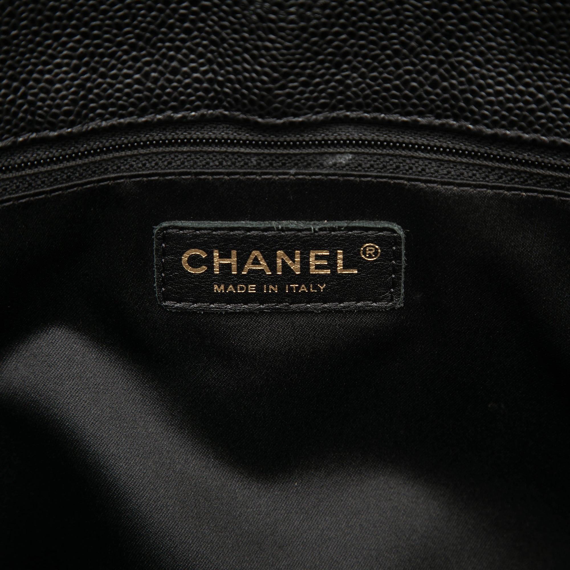 Chanel Caviar Grand Shopping Tote - image 5
