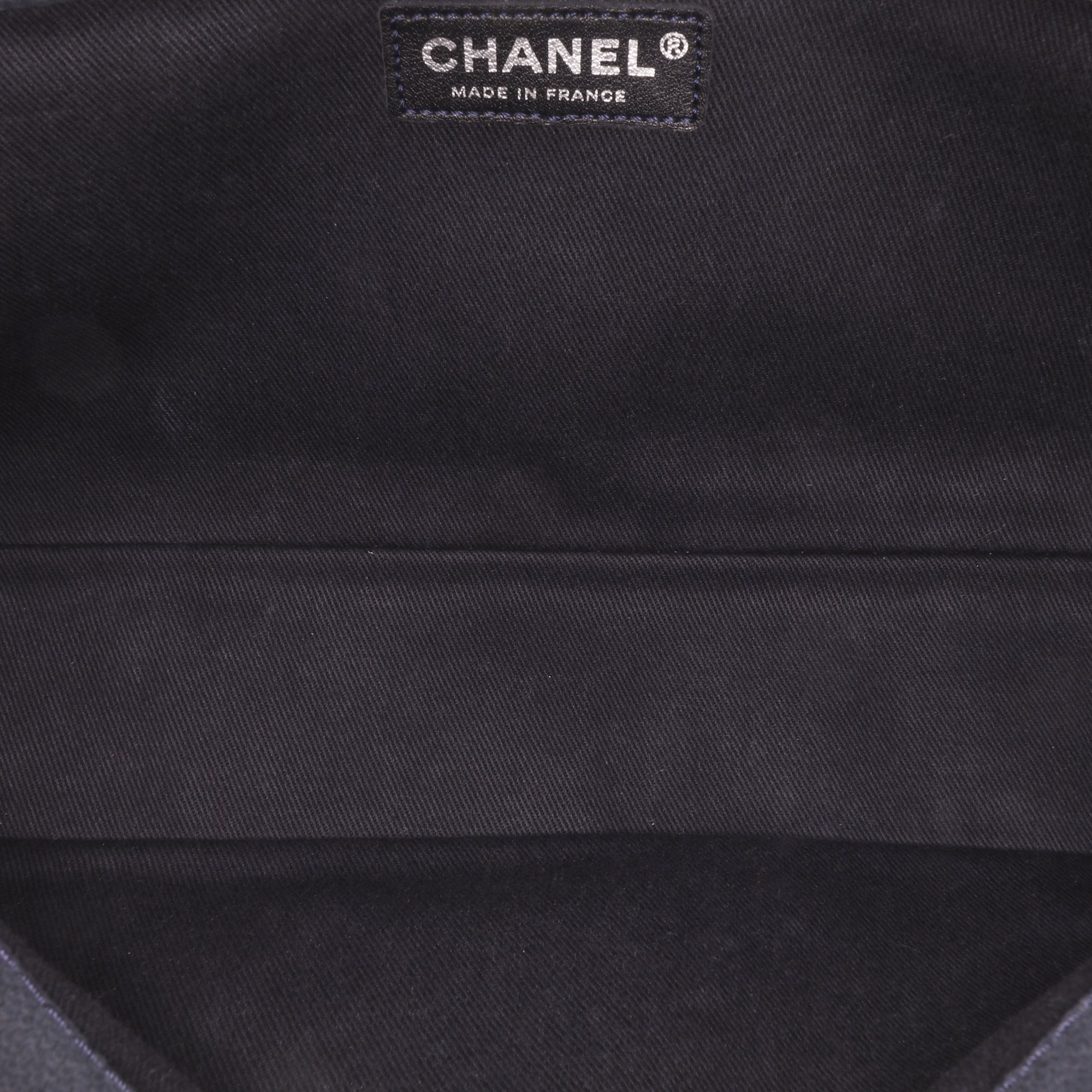Chanel Quilted Iridescent Caviar Lady Pearly Flap - image 5
