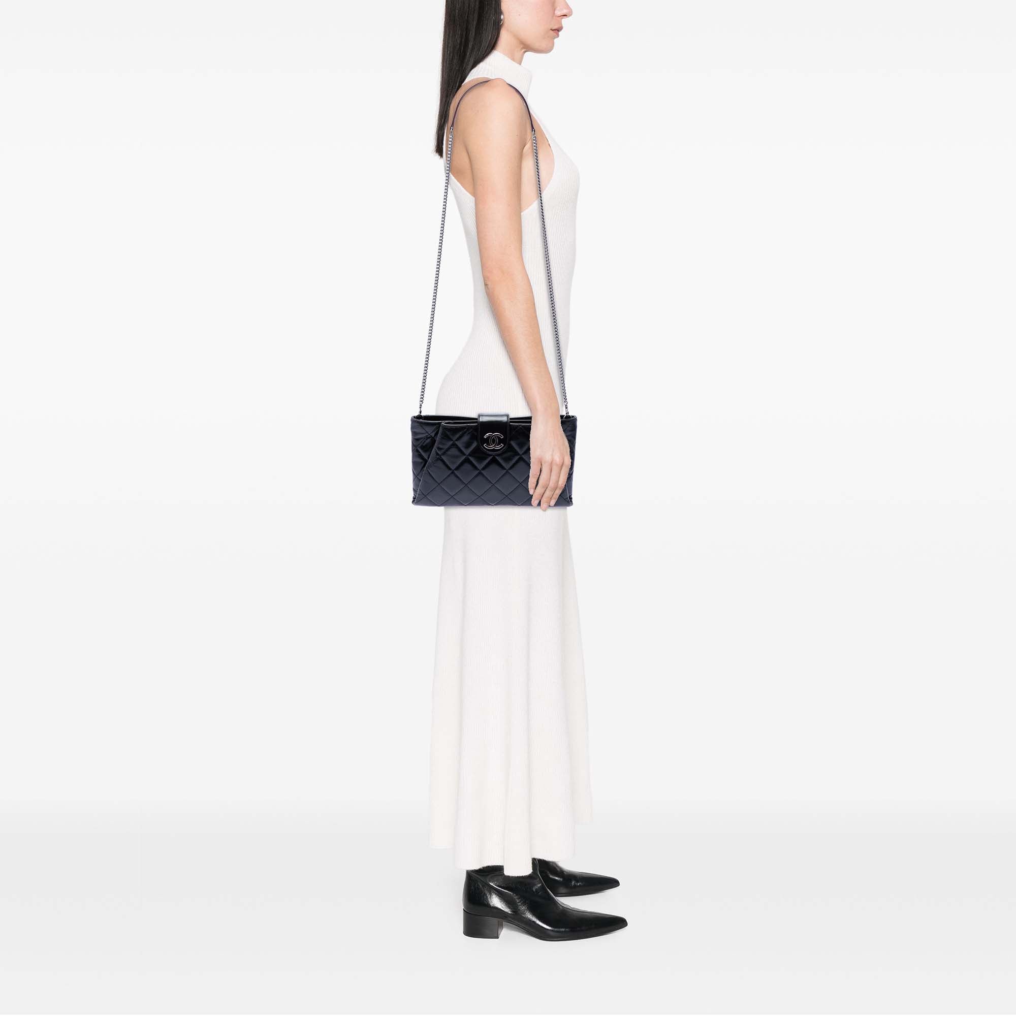 Chanel Quilted Glazed Calfskin Coco Pleats Chain Clutch - image 6