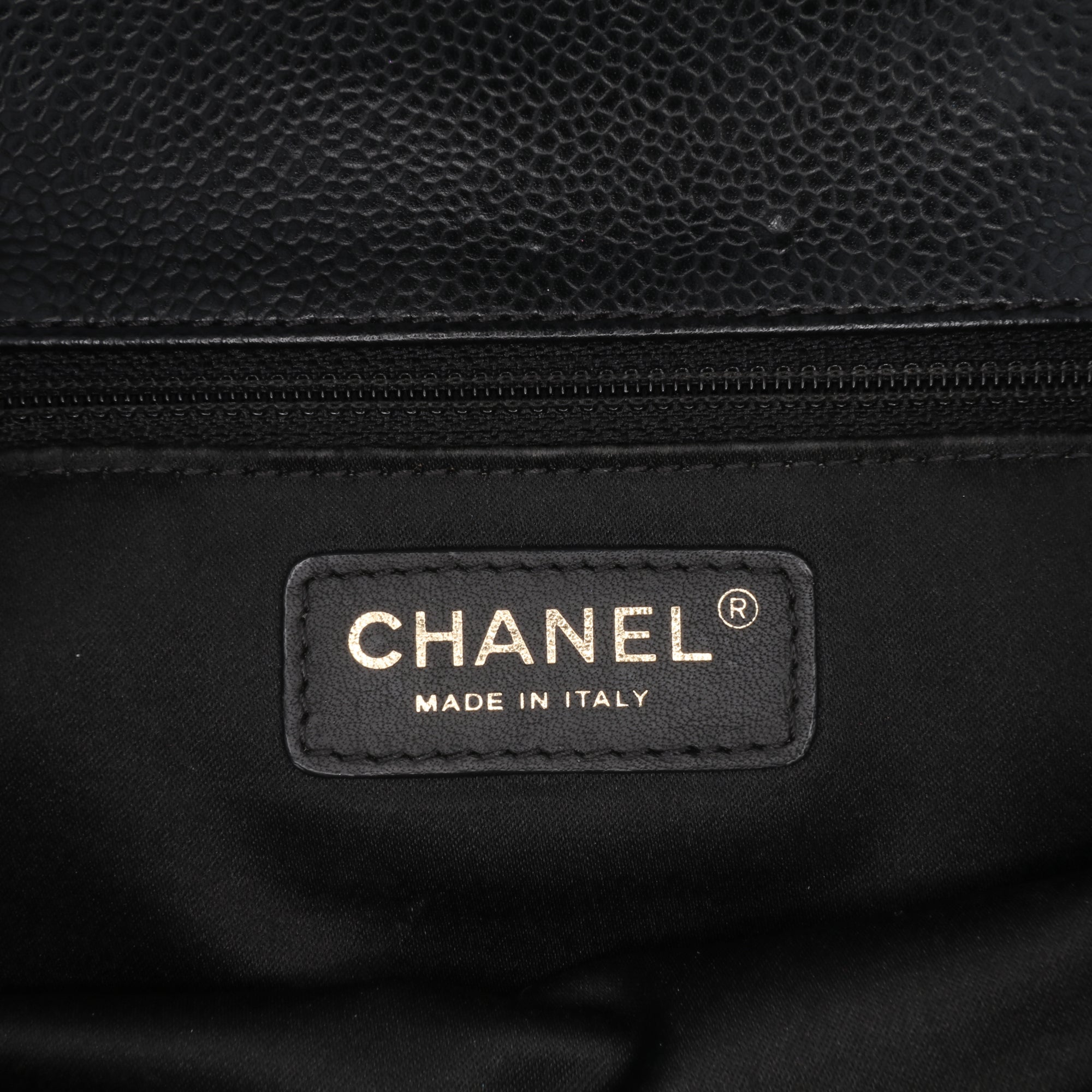Chanel Caviar Grand Shopping Tote - image 5