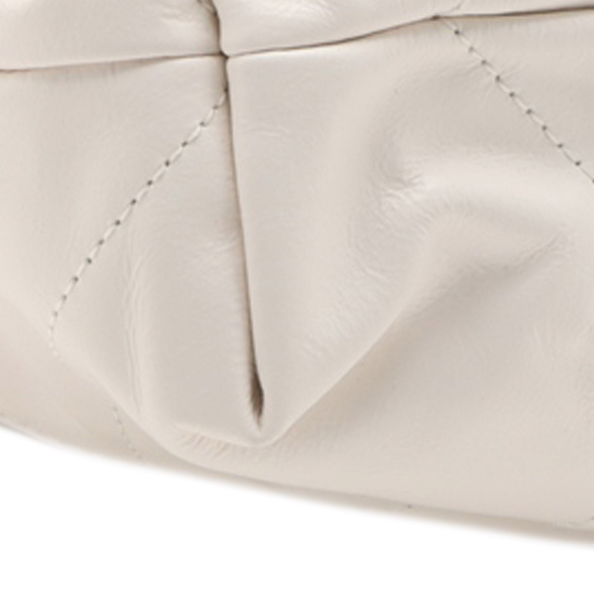 Chanel Large Shiny Calfskin 22 Hobo - image 11