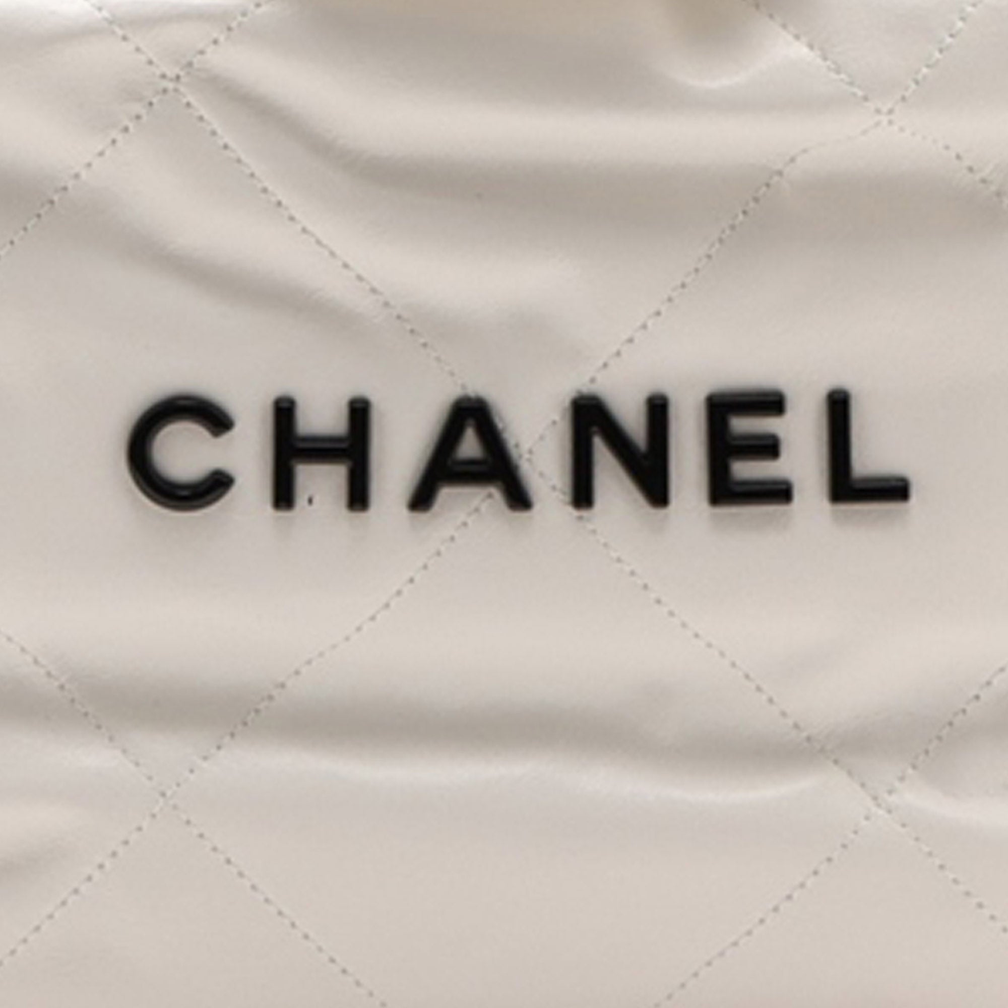 Chanel Large Shiny Calfskin 22 Hobo - image 6