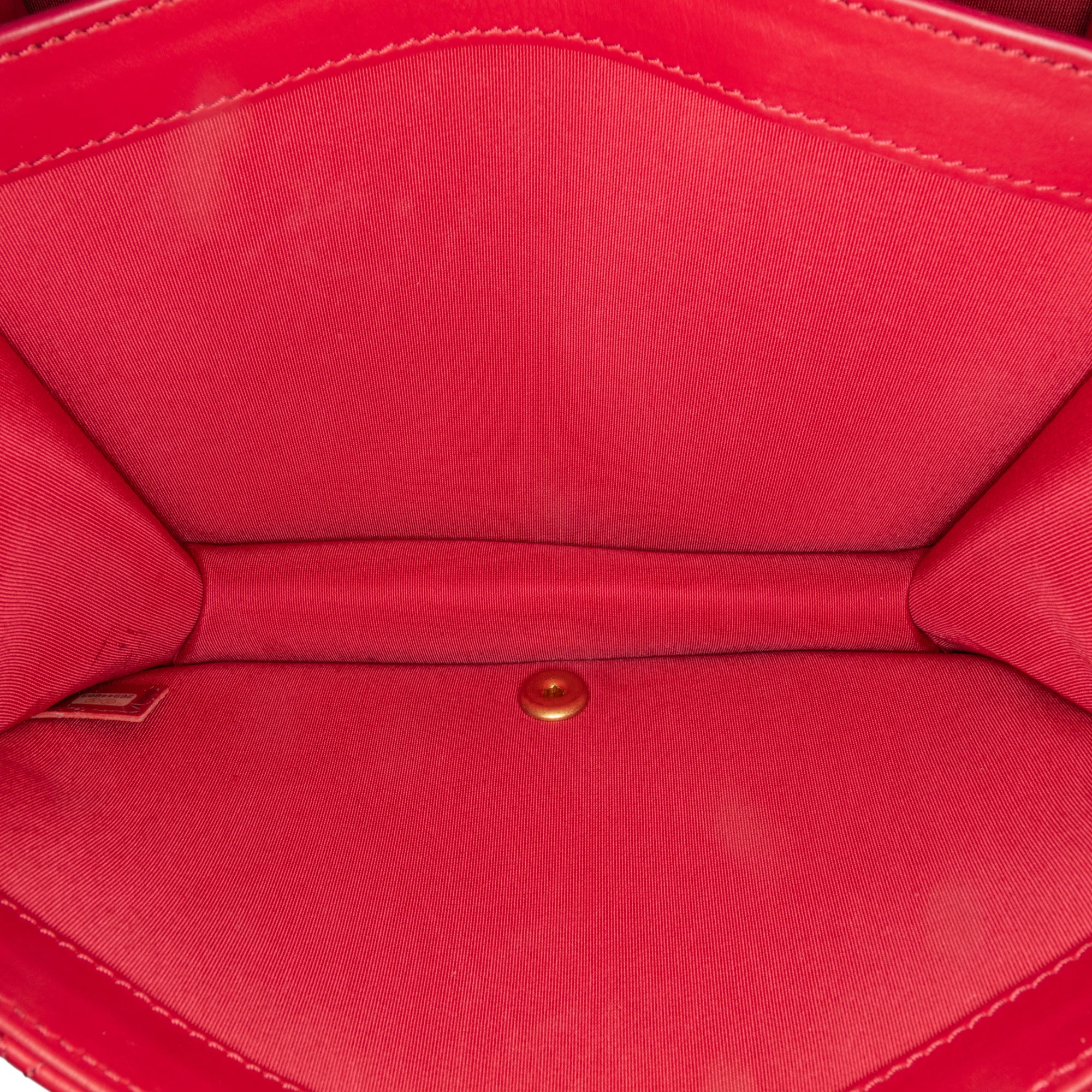 Chanel Medium Quilted Calfskin Everyday Chic Flap - image 6