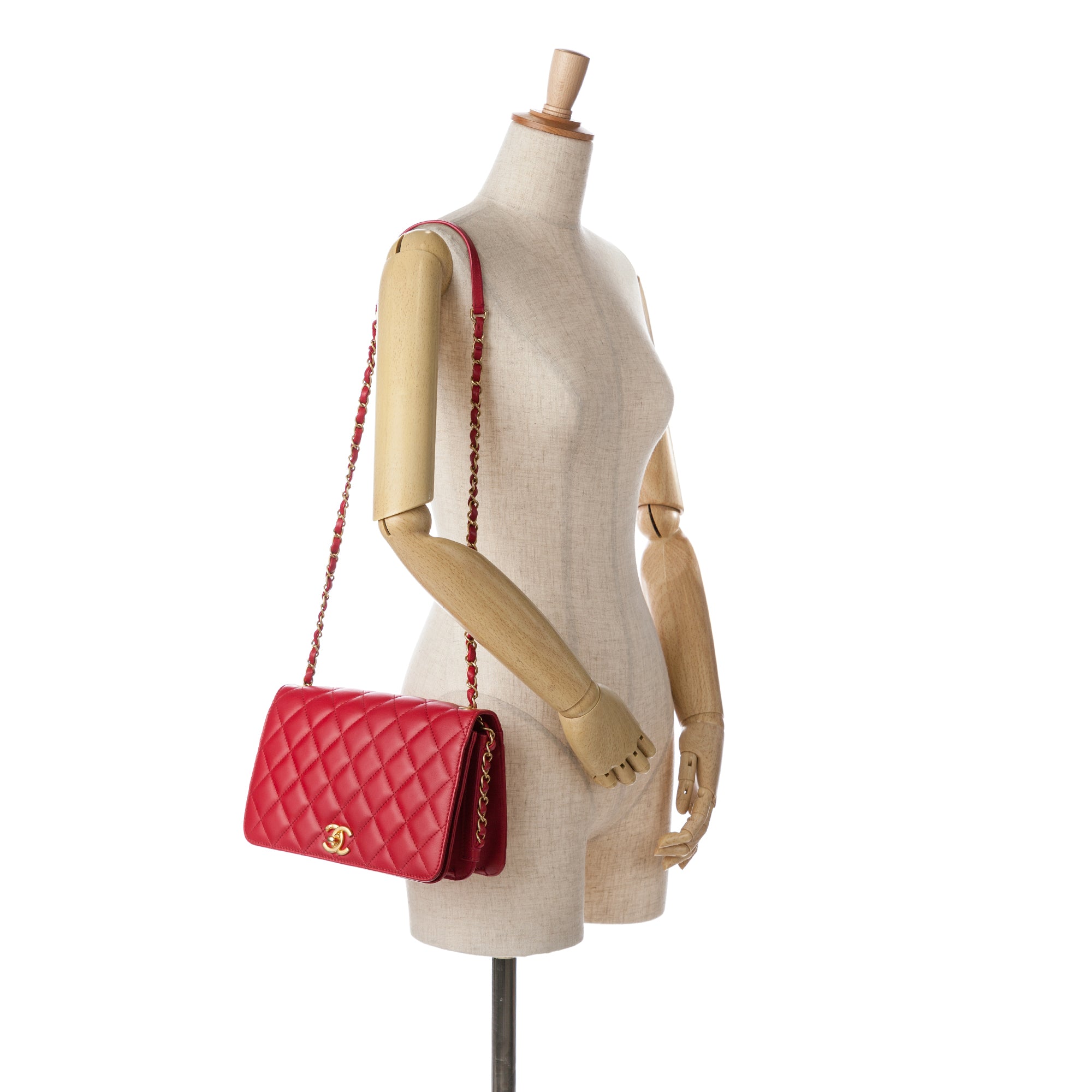 Chanel Medium Quilted Calfskin Everyday Chic Flap - image 9