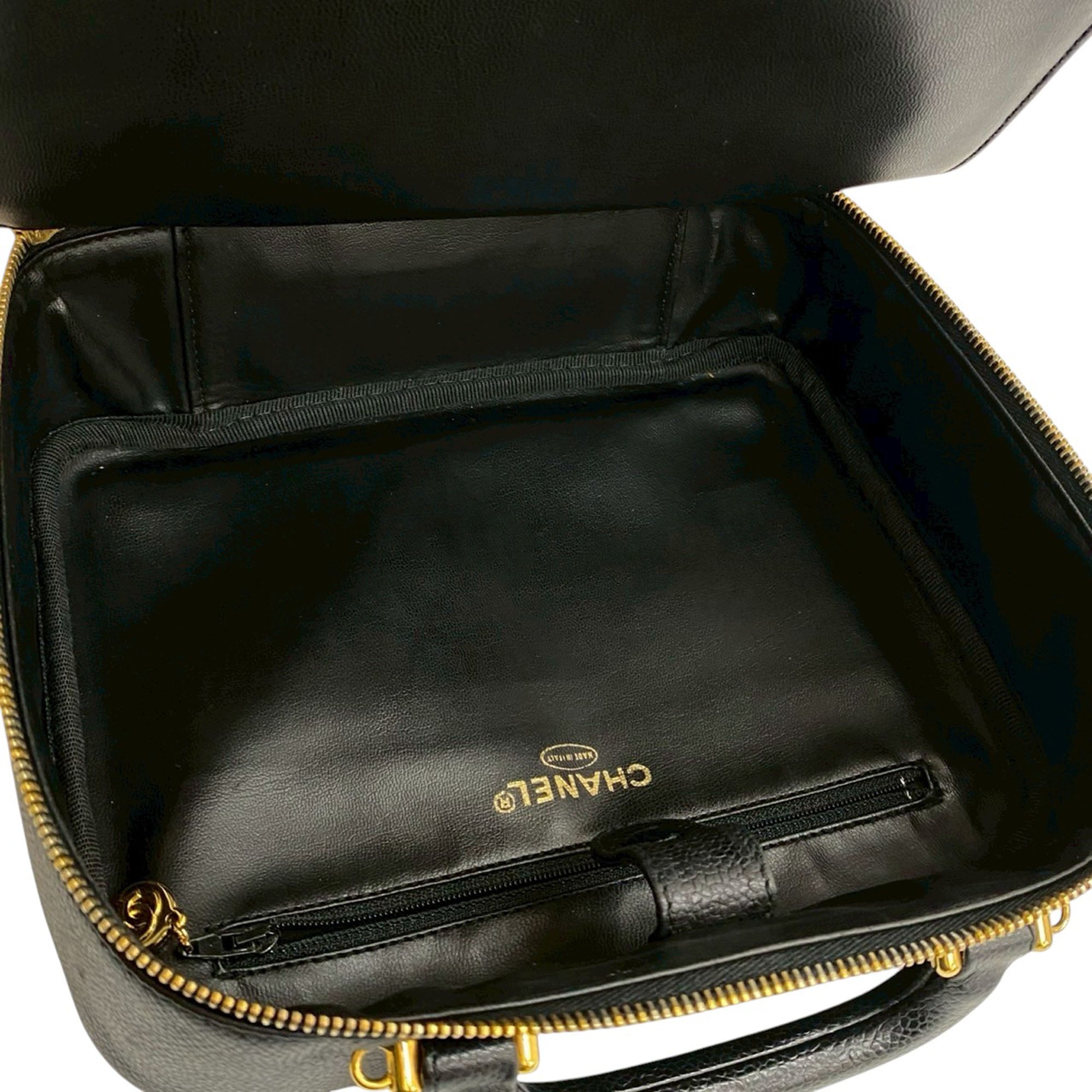 Chanel CC Caviar Vanity Case - image 3