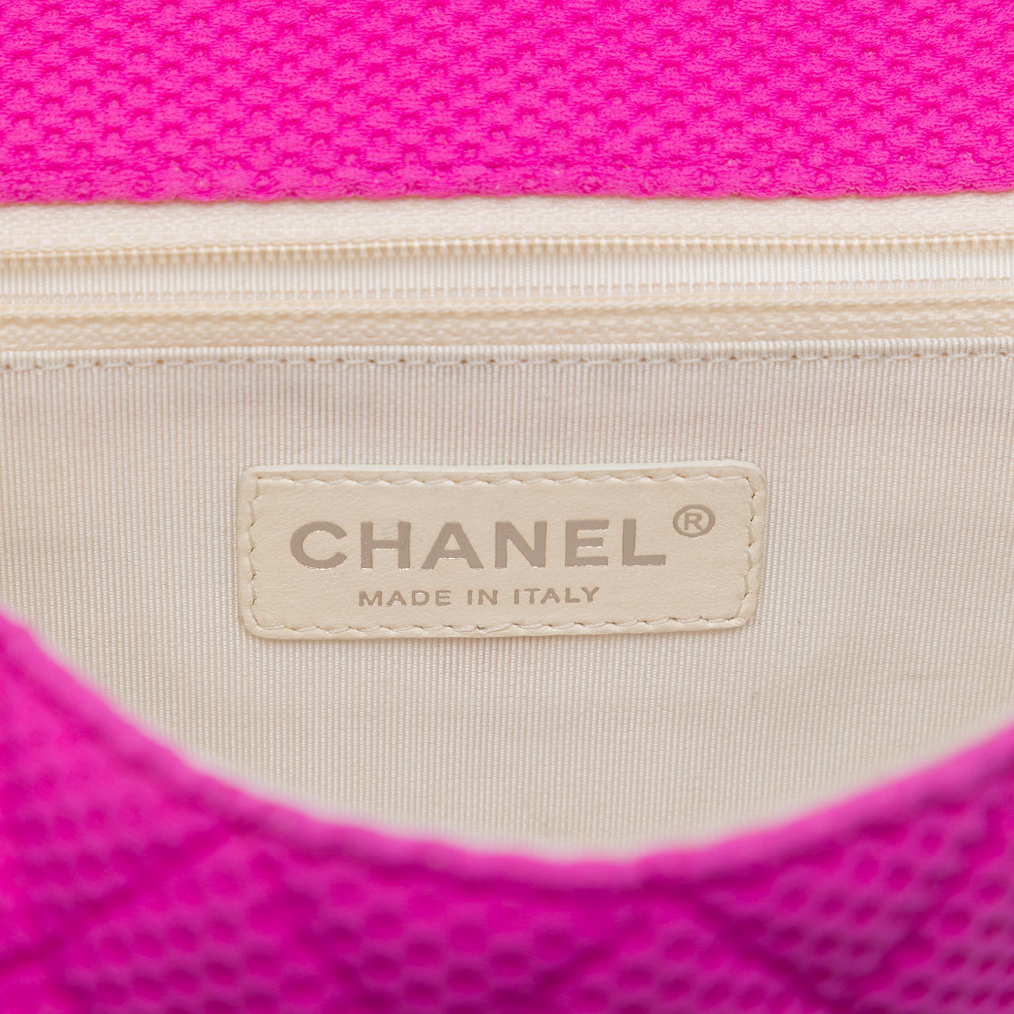 Chanel Medium Classic Mesh Single Flap - image 5
