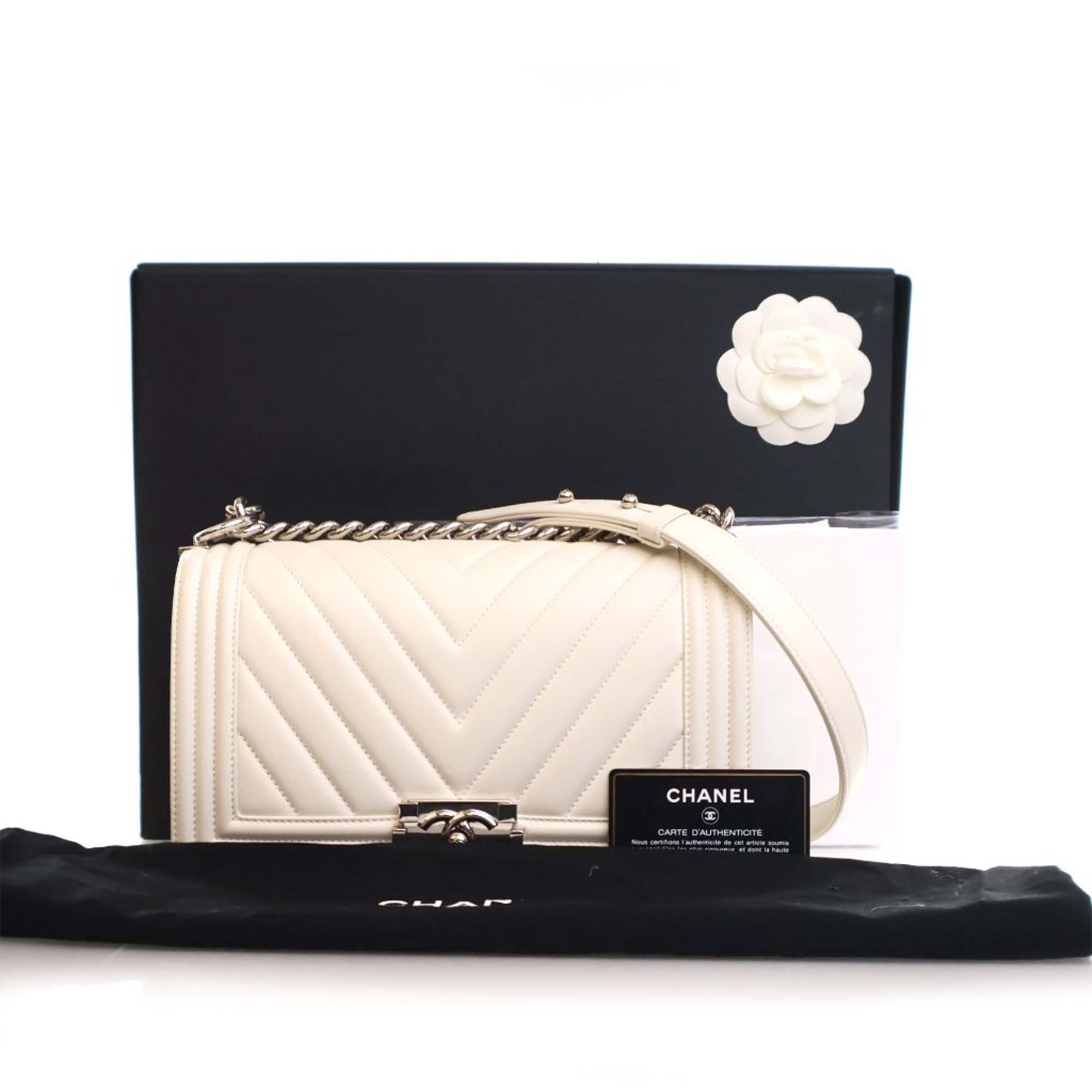 Chanel Old Medium Chevron Lambskin Boy Flap - image 15