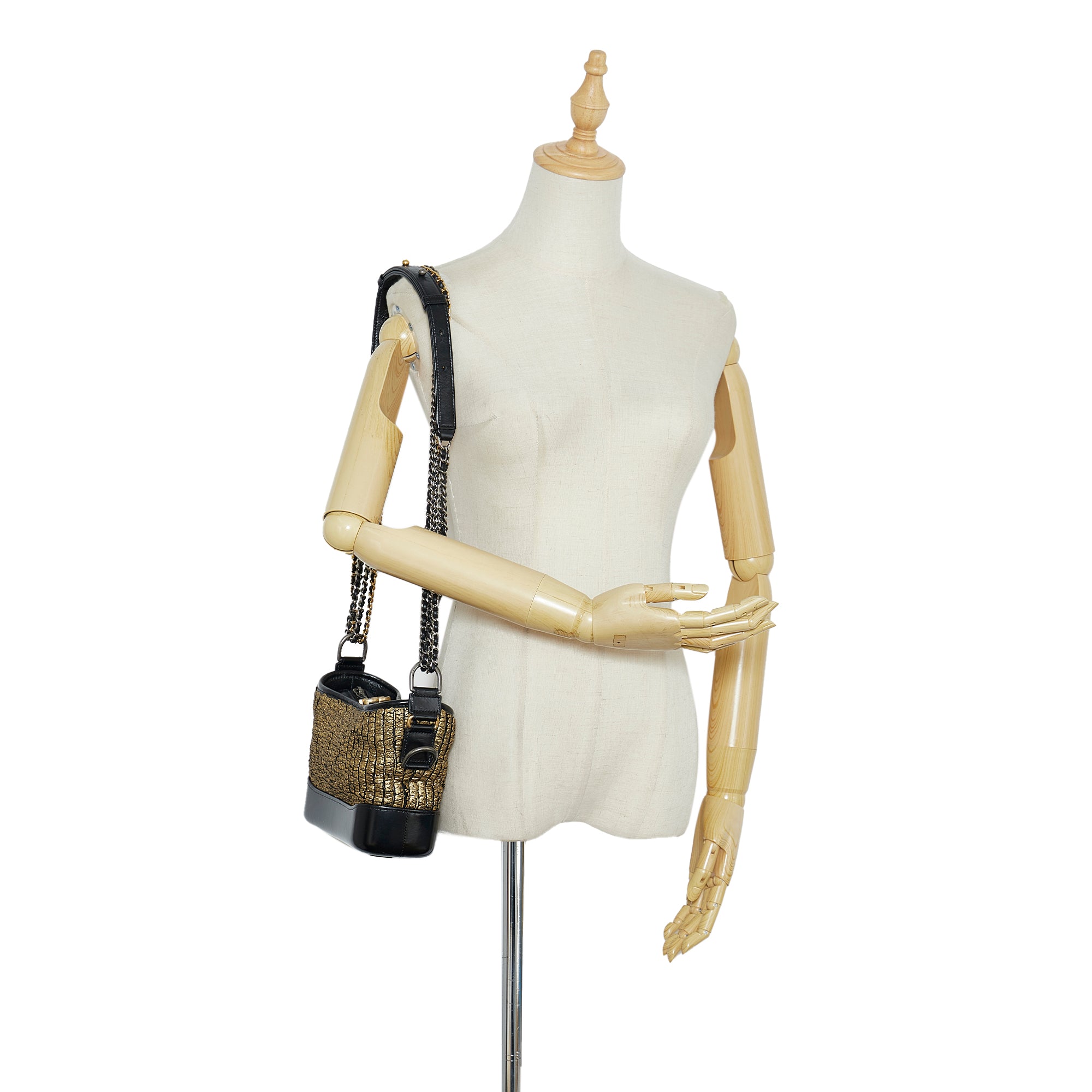 Chanel Small Painted Knit Gabrielle Crossbody Bag - image 9