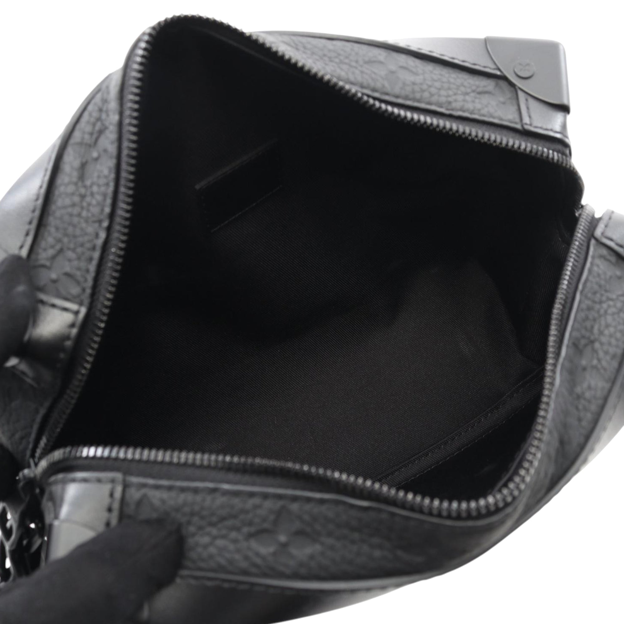 Louis Vuitton Monogram Taurillon Solar Ray Soft Trunk - image 3