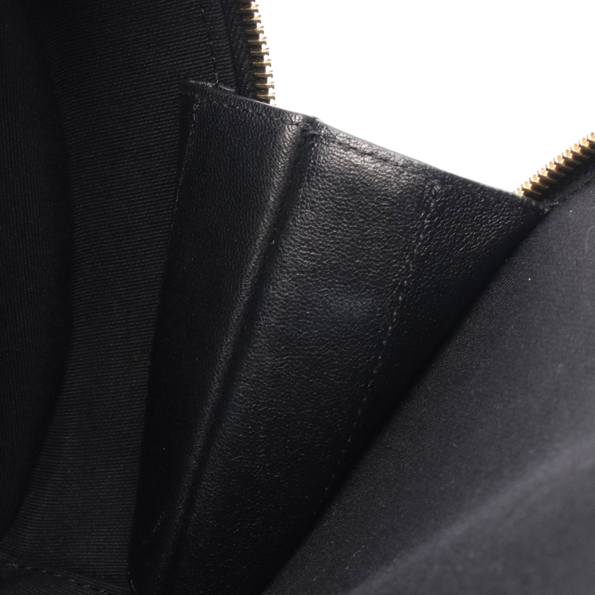 Chanel Quilted Lambskin Oval Logo Chain Top Handle Round Clutch on Chain - image 6