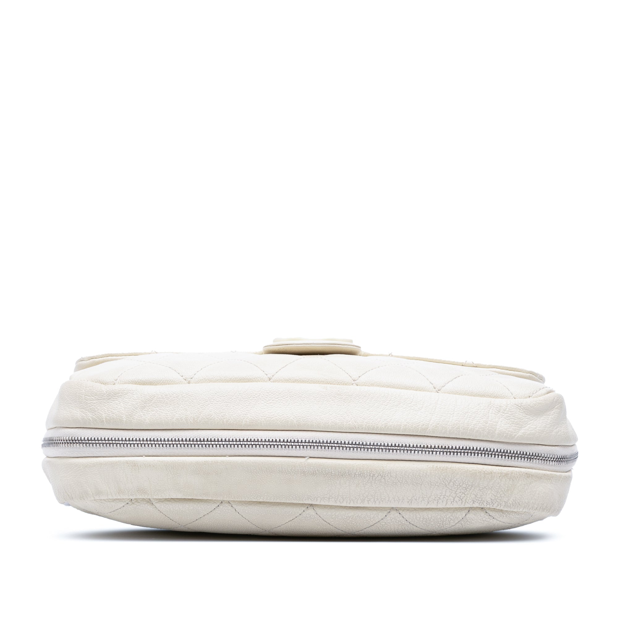 Chanel Quilted Calfskin Expandable Zip Yacht Flap - image 3