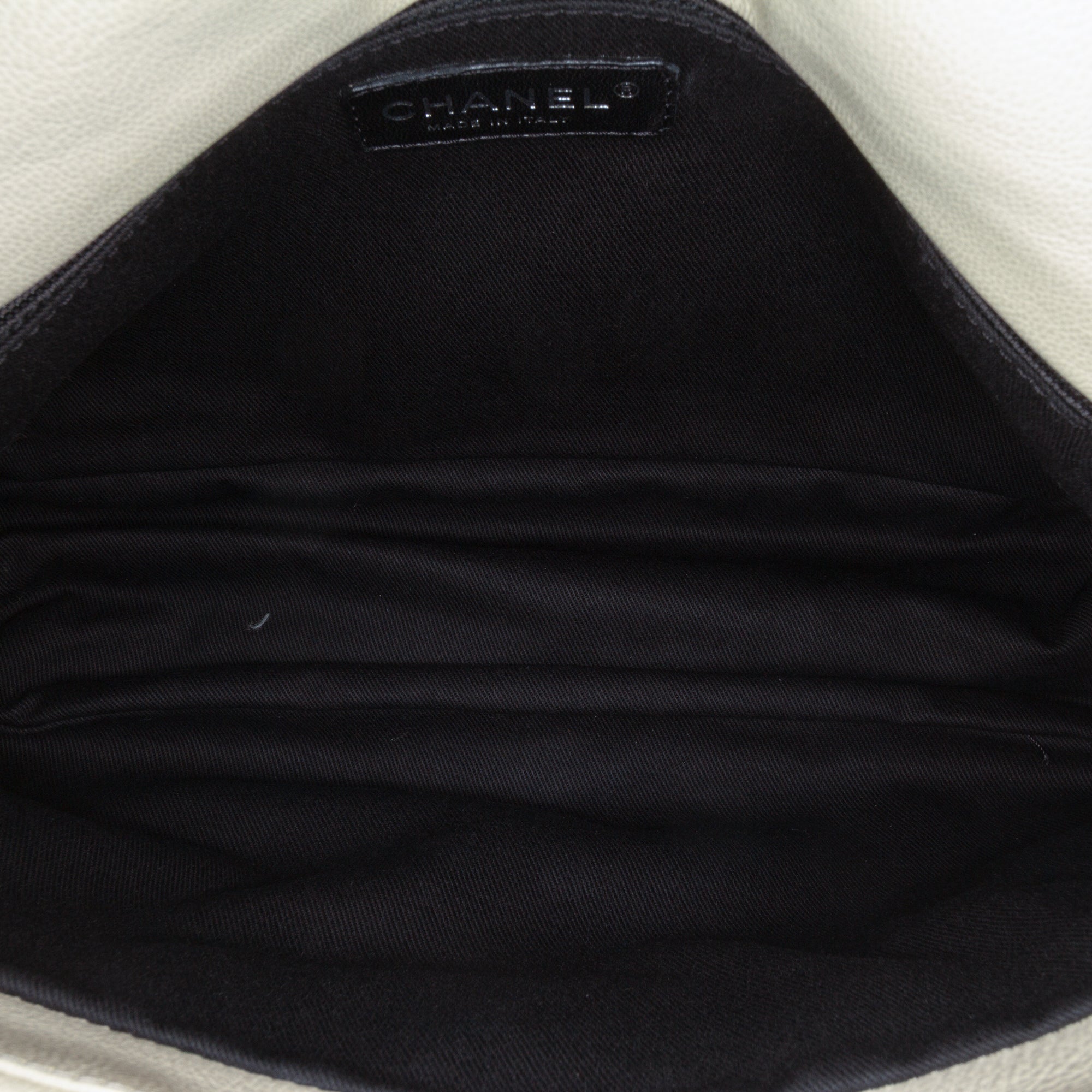 Chanel Quilted Calfskin Expandable Zip Yacht Flap - image 4