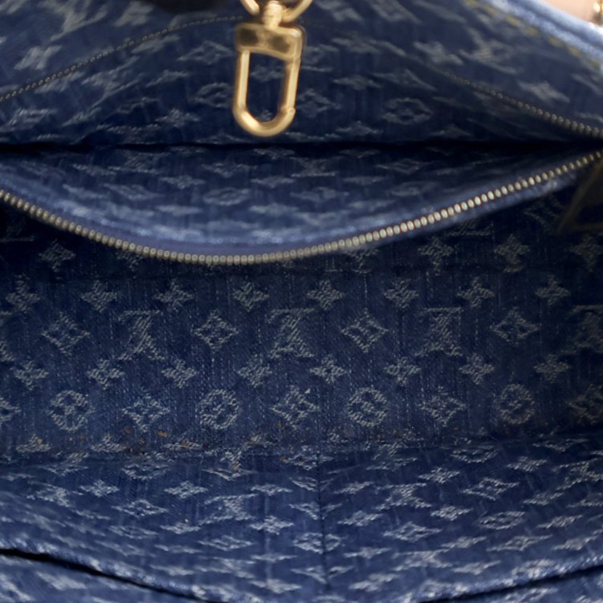 Louis Vuitton Monogram Denim Onthego PM - image 7