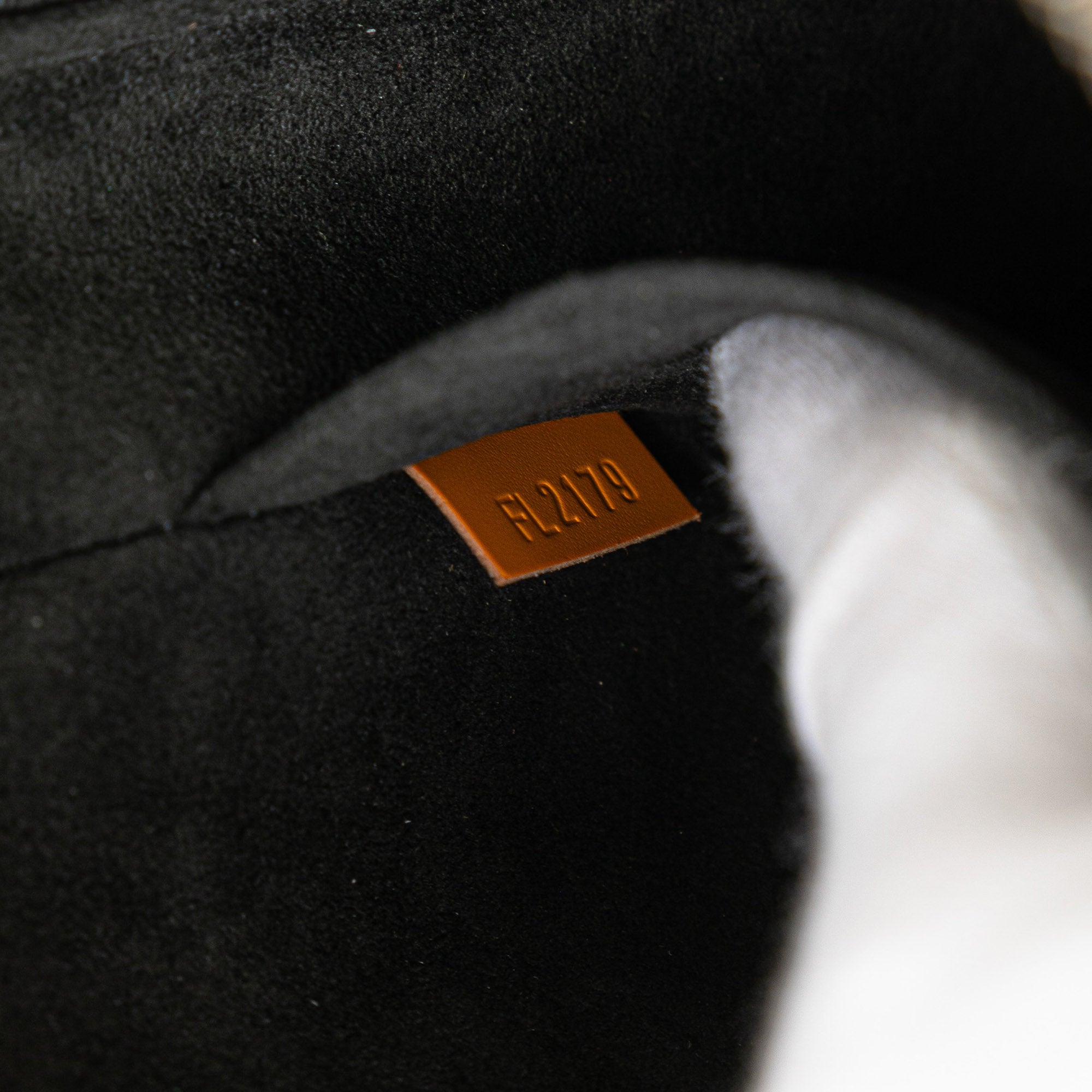 Louis Vuitton Epi Valisette BB - image 6