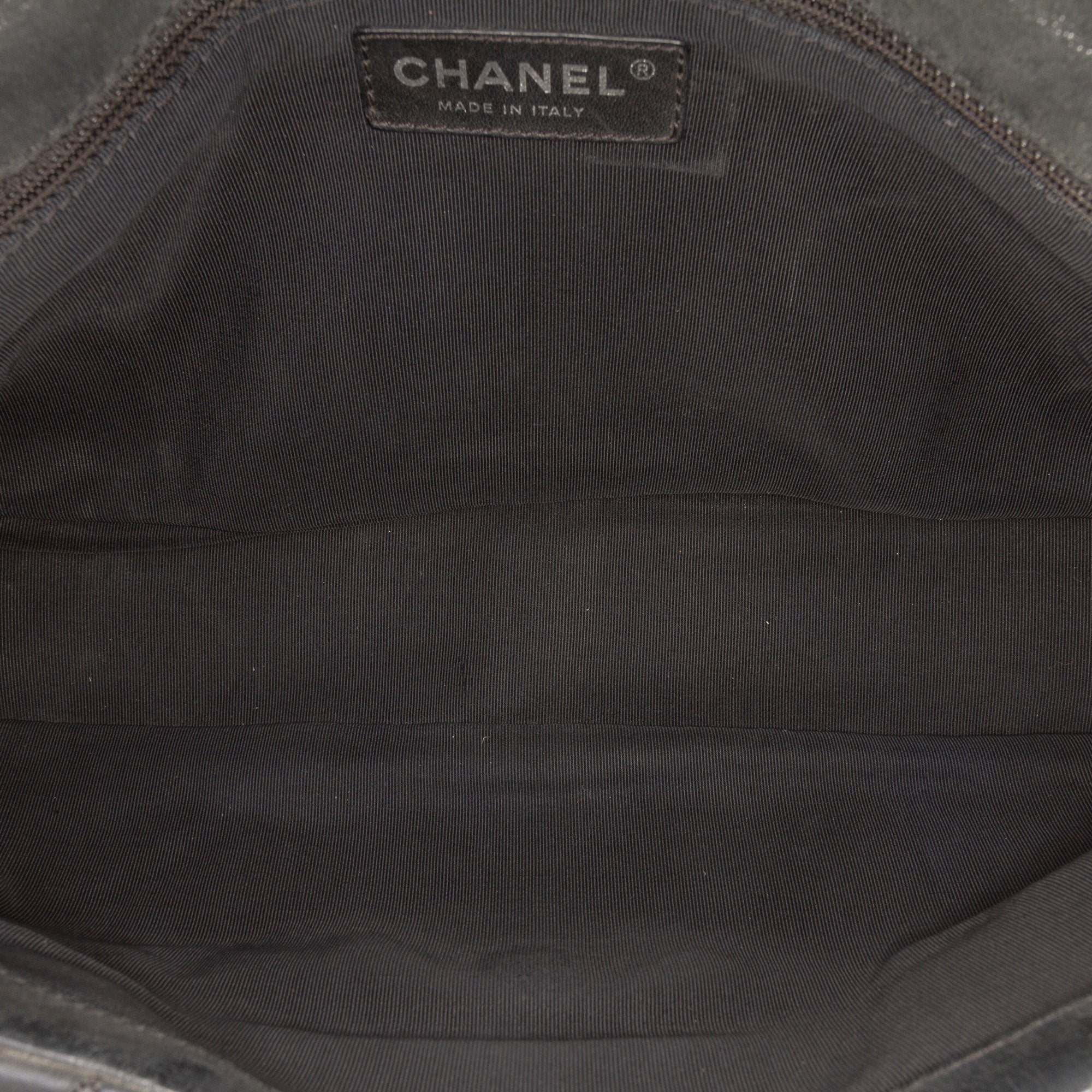 Chanel Large Iridescent Quilted Calfskin Coco Pleats Flap - image 4