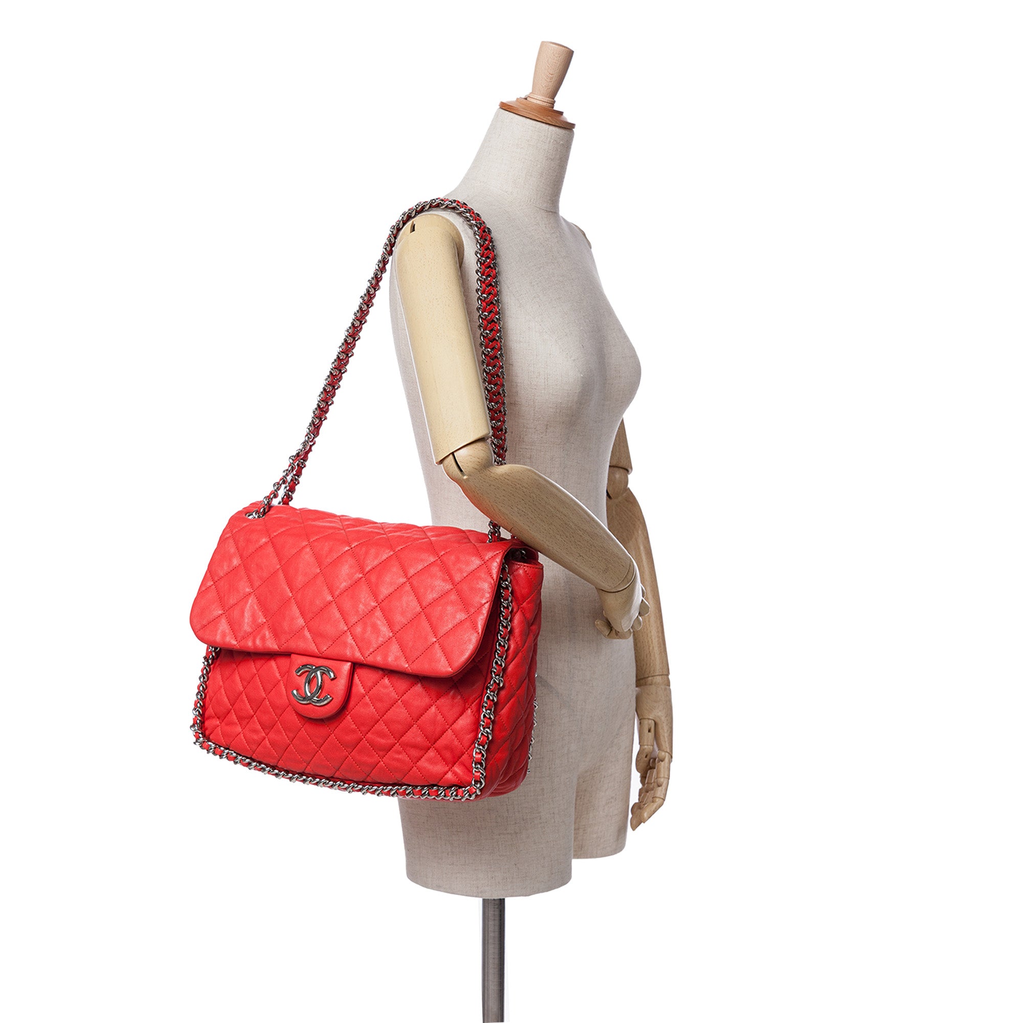 Chanel Maxi Washed Lambskin Chain Around Flap - image 10