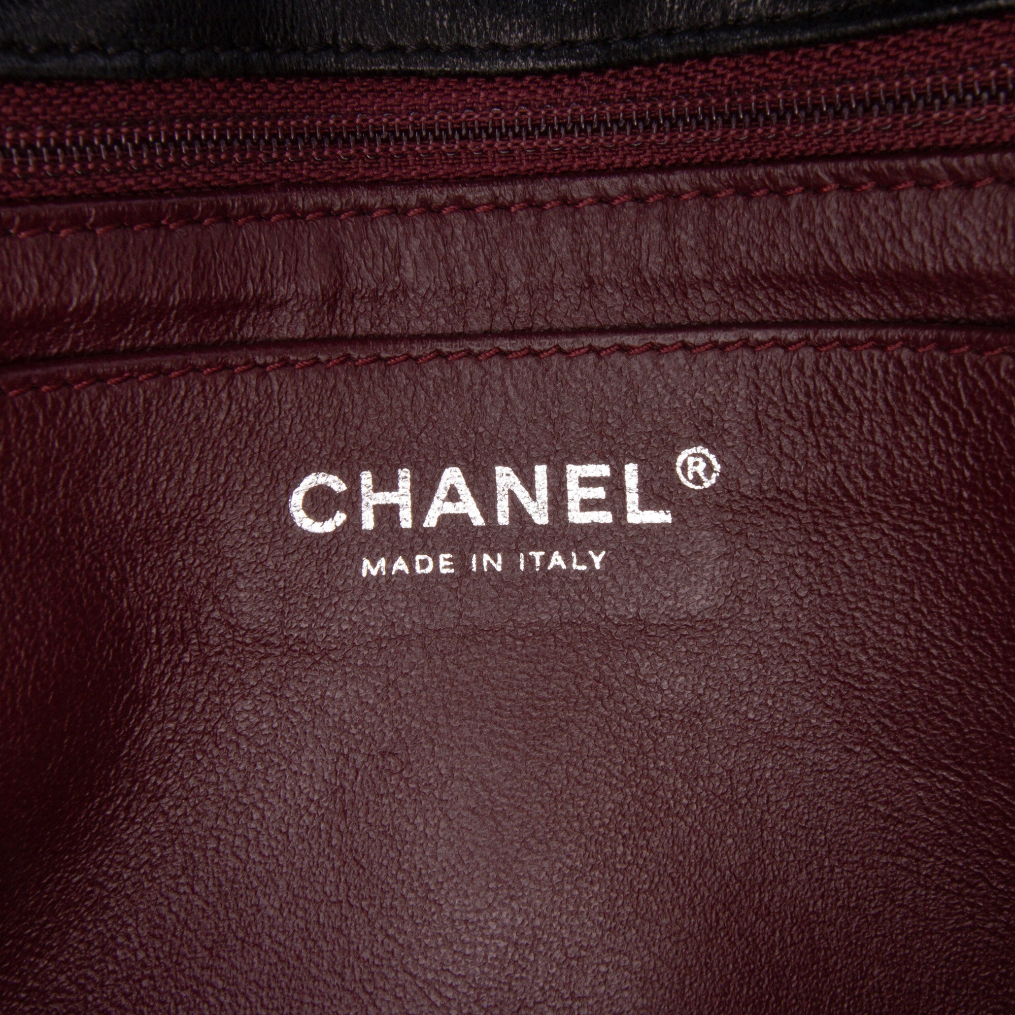 Chanel Jumbo Classic Lambskin Bijoux Chain Single Flap - image 5