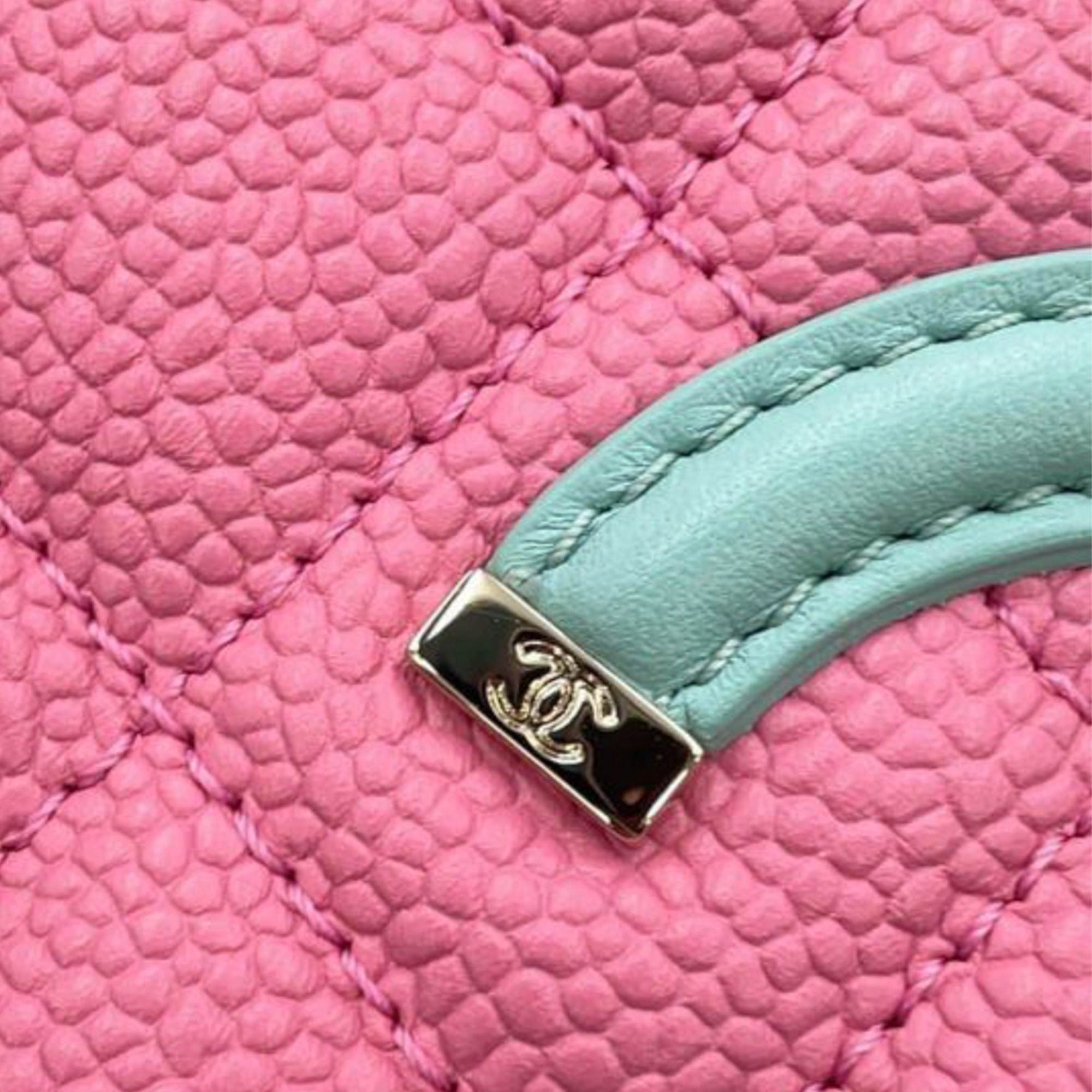 Chanel Medium Tricolor Caviar CC Filigree Vanity Case - image 7