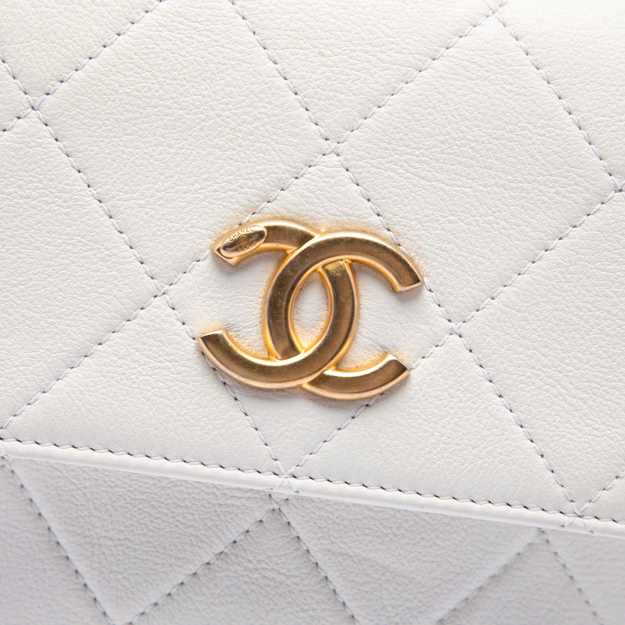 Chanel Small Quilted Calfskin About Pearls Hobo - image 5