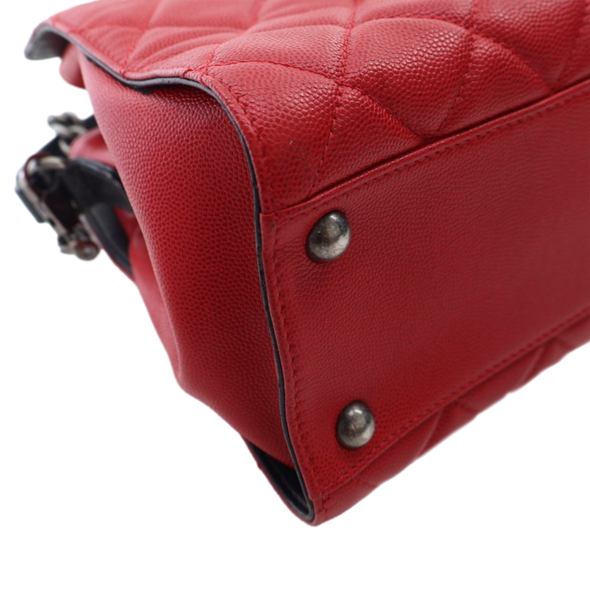Chanel Small CC Bicolor Quilted Caviar Bucket Bag - image 10