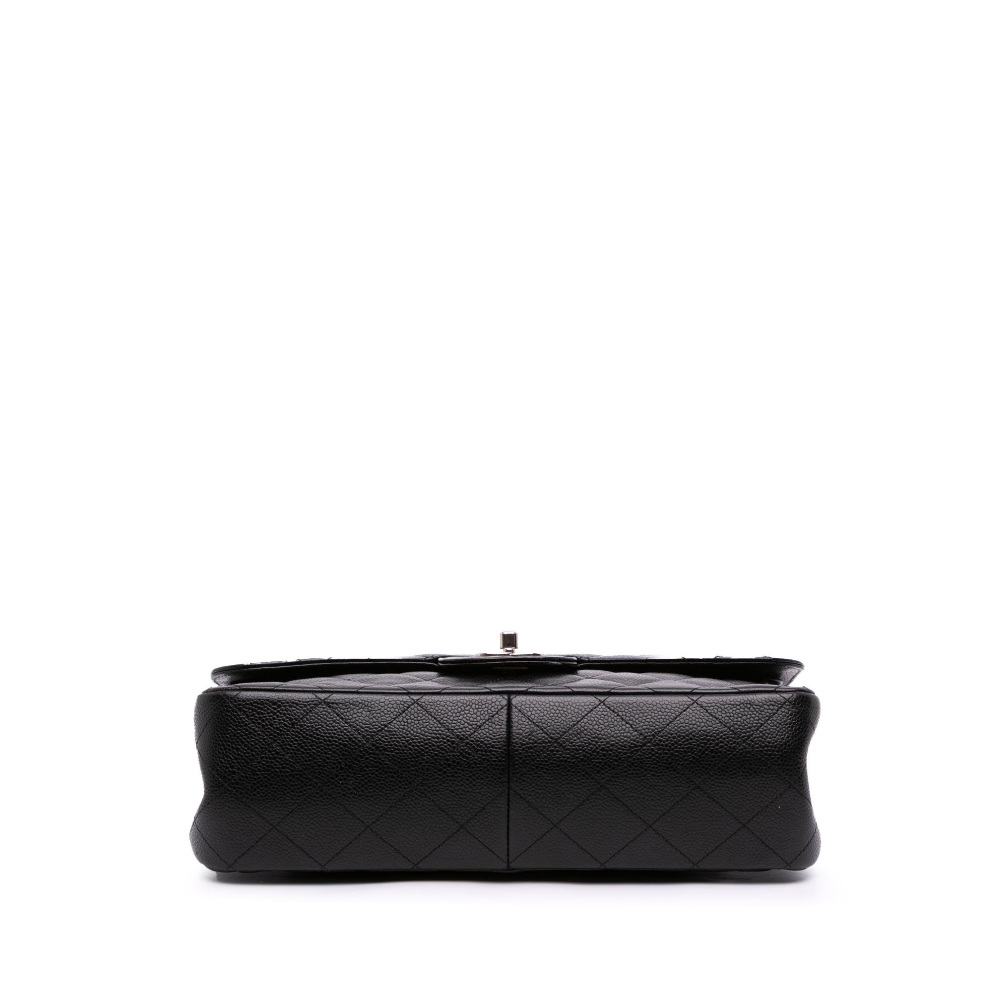 Chanel Jumbo Classic Caviar Double Flap - image 3