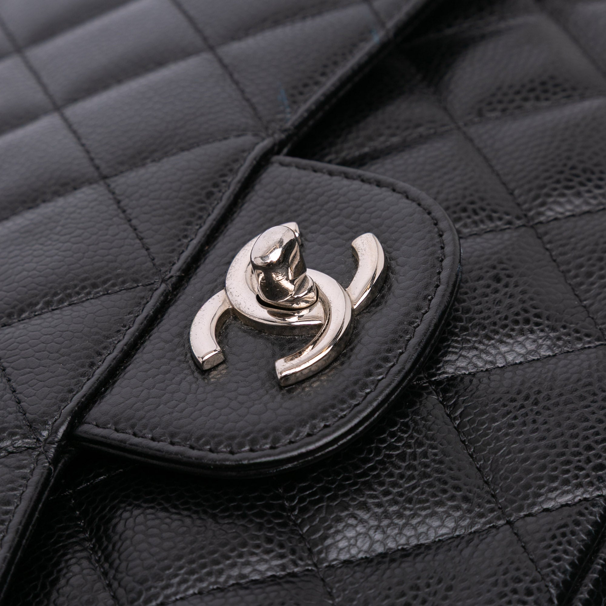 Chanel Jumbo Classic Caviar Double Flap - image 7