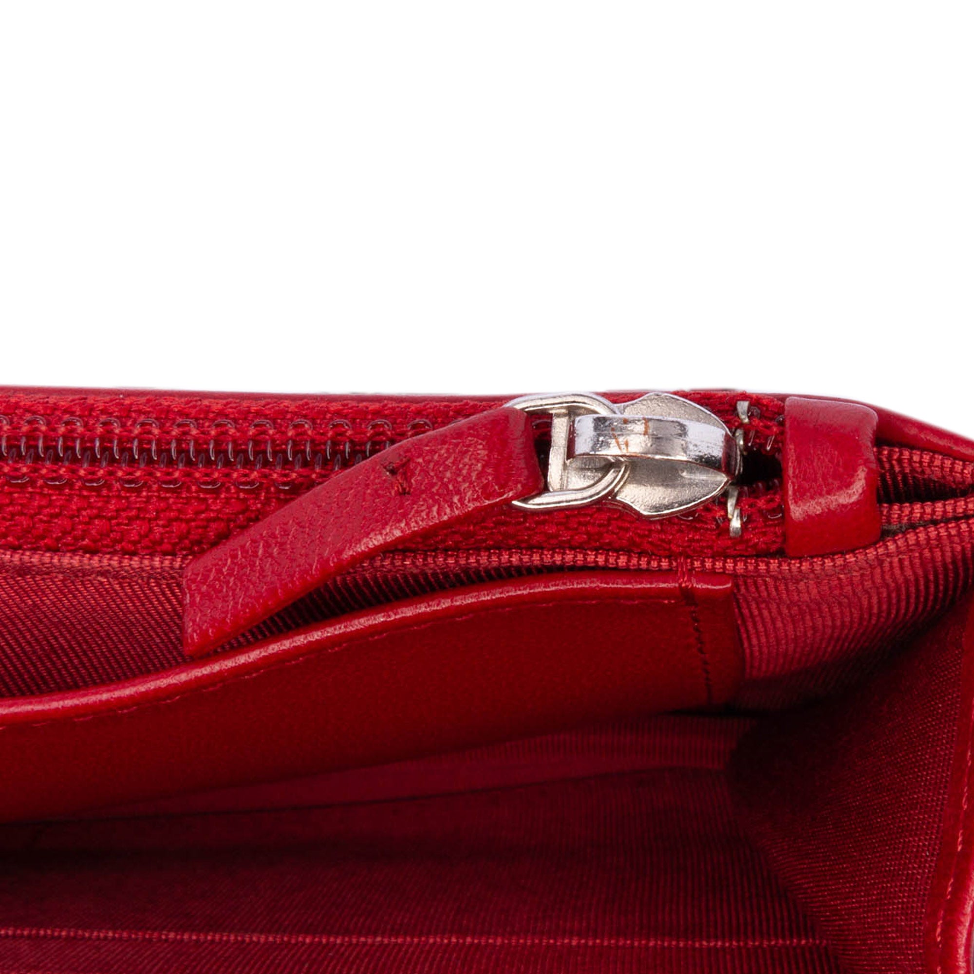 Chanel CC Quilted Lambskin Wallet on Chain - image 6