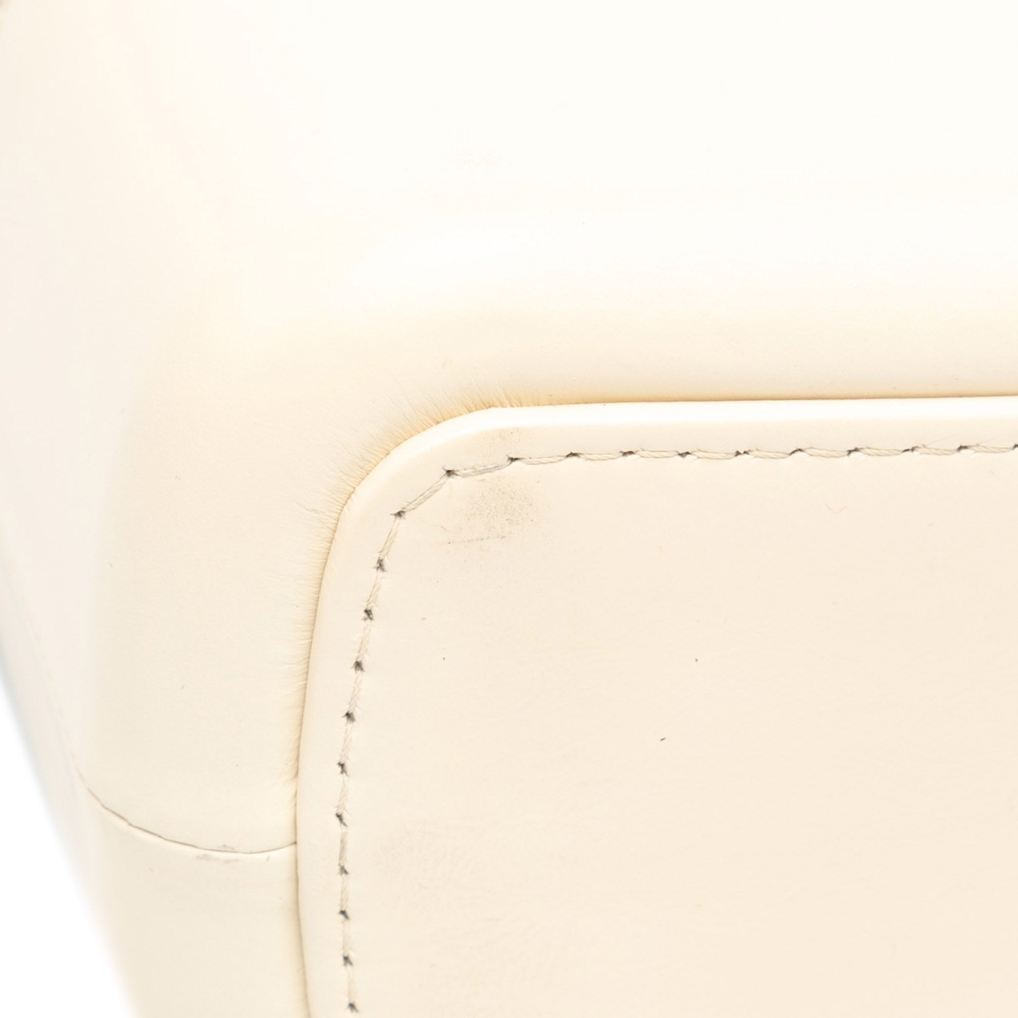 Chanel Medium Tweed and Lambskin Gabrielle Crossbody - image 8