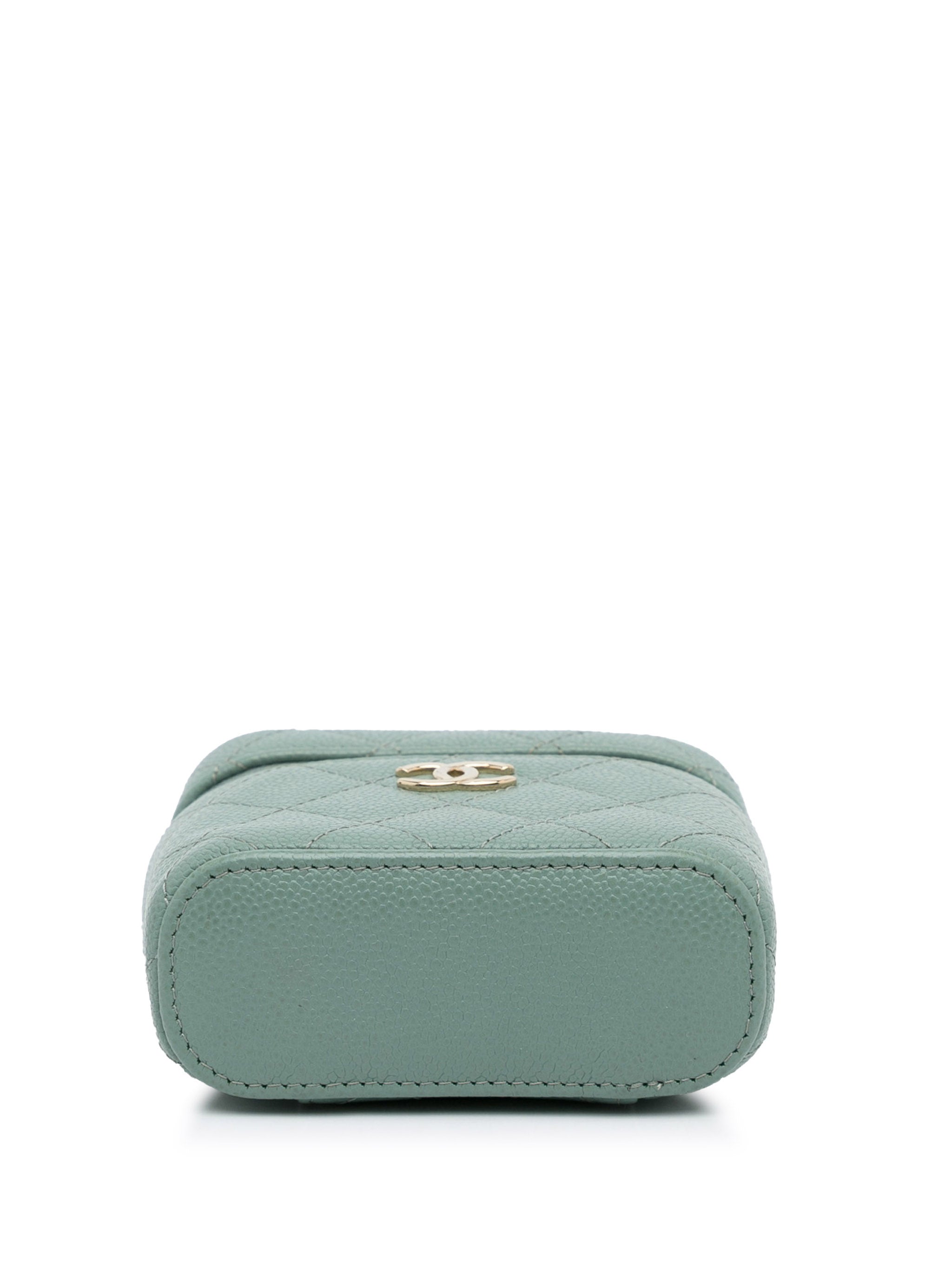 Chanel CC Quilted Caviar Vanity Bag - image 7