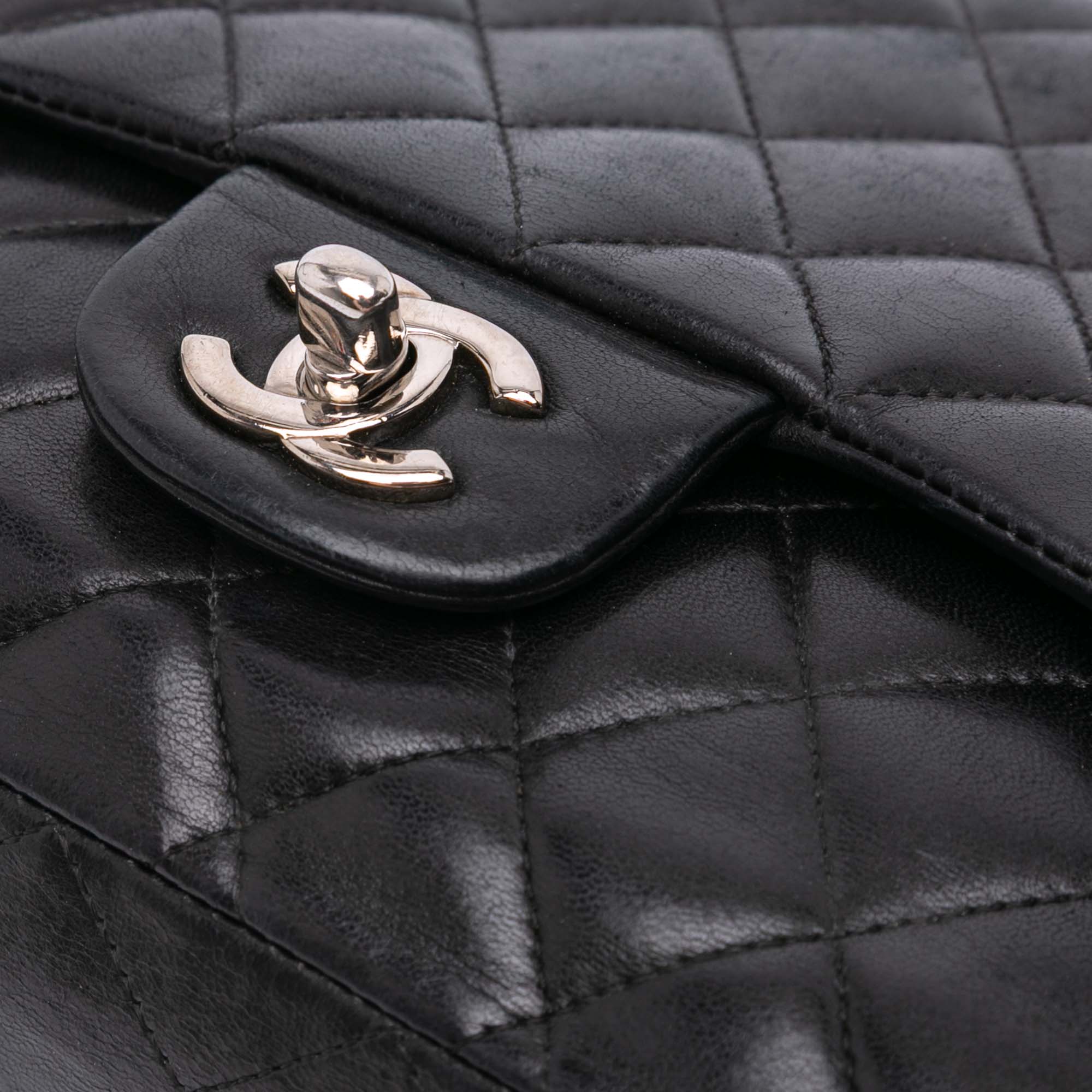 Chanel Medium Classic Lambskin Double Flap - image 7