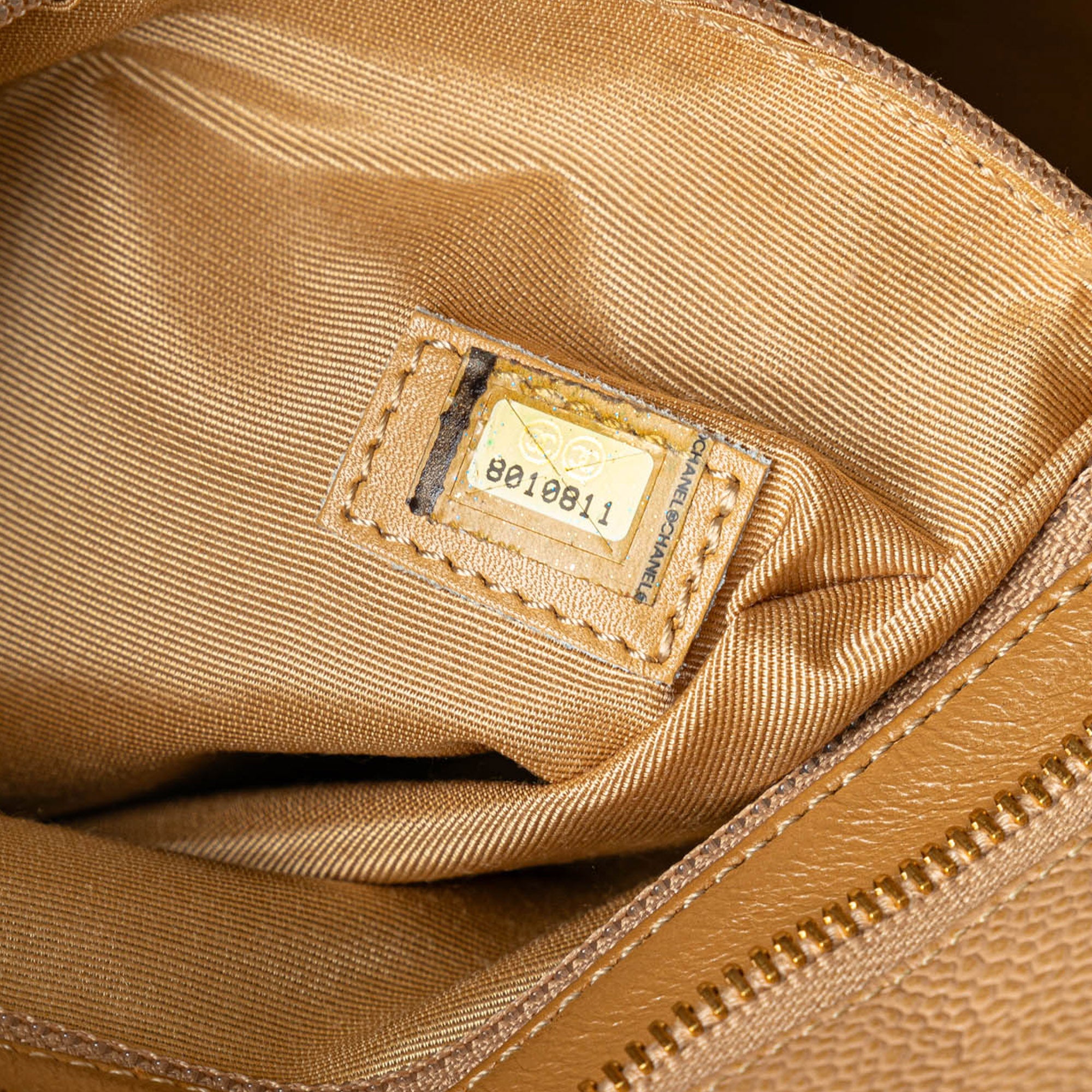 Chanel Caviar Medallion Tote - image 6