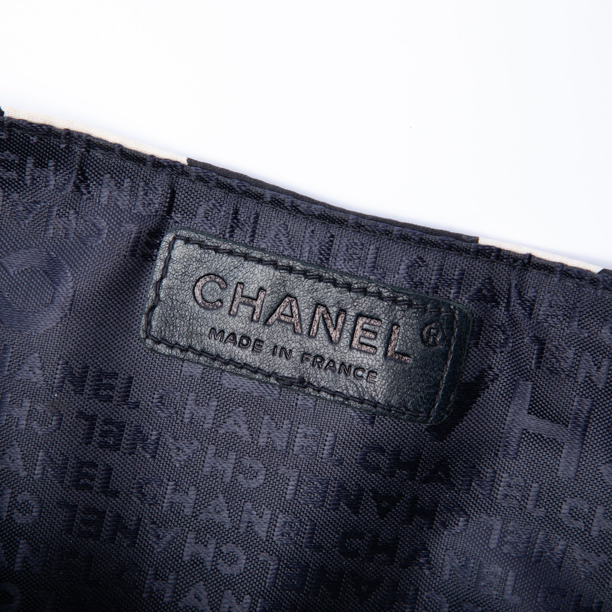 Chanel Small Silk and Lambskin Net Tahiti Flap - image 5