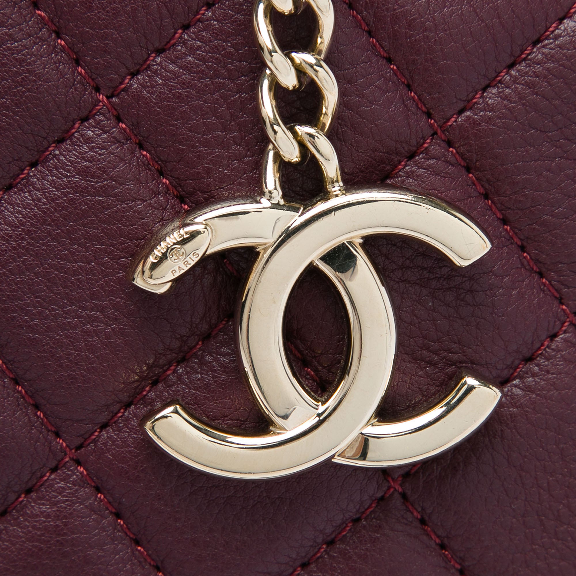 Chanel Quilted Calfskin Banane Waist Bag - image 5