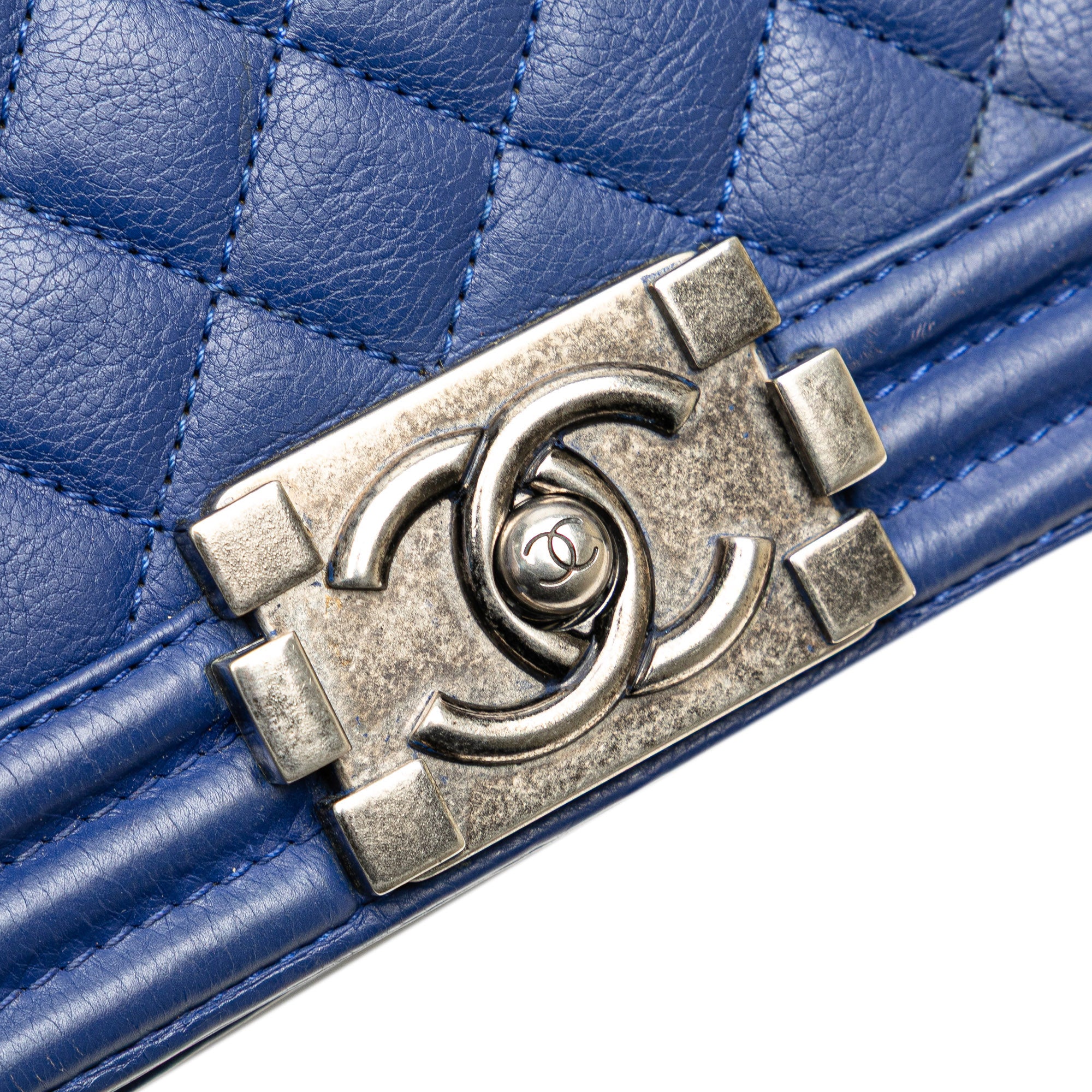 Chanel Old Medium Quilted Lambskin Boy Flap - image 7