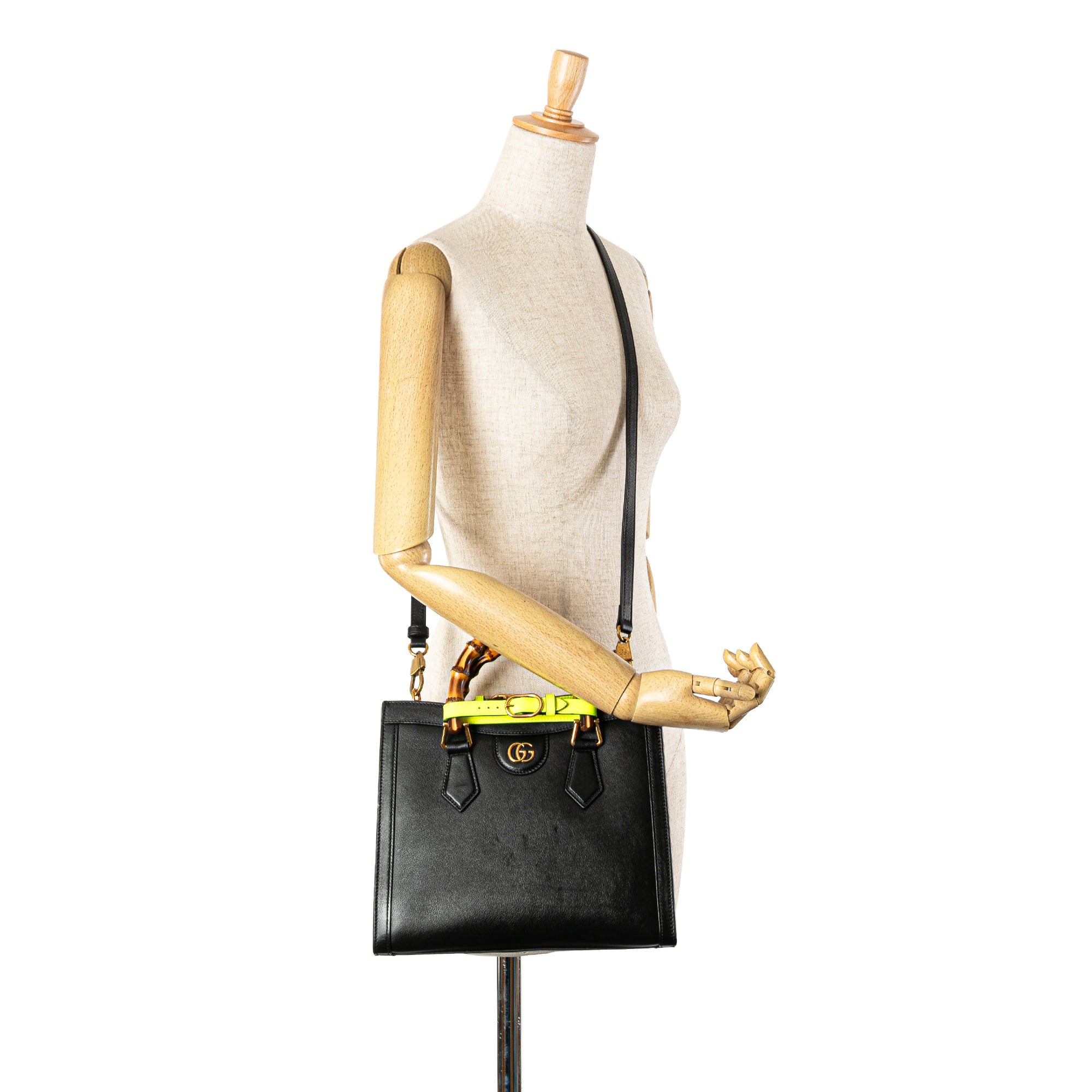 Gucci Medium Calfskin Bamboo Diana Satchel - image 7
