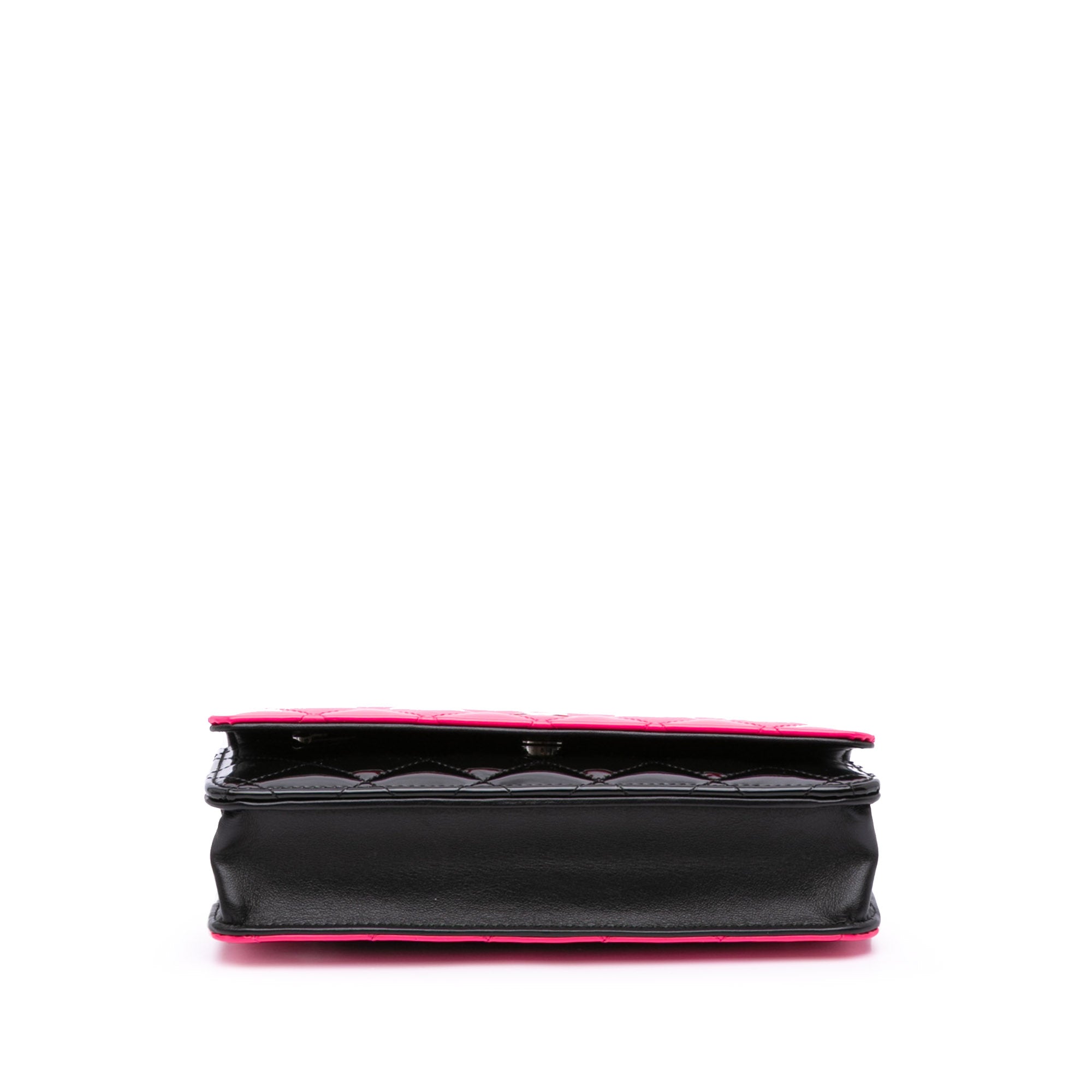 Chanel CC Bicolor Quilted Patent Wallet on Chain - image 3