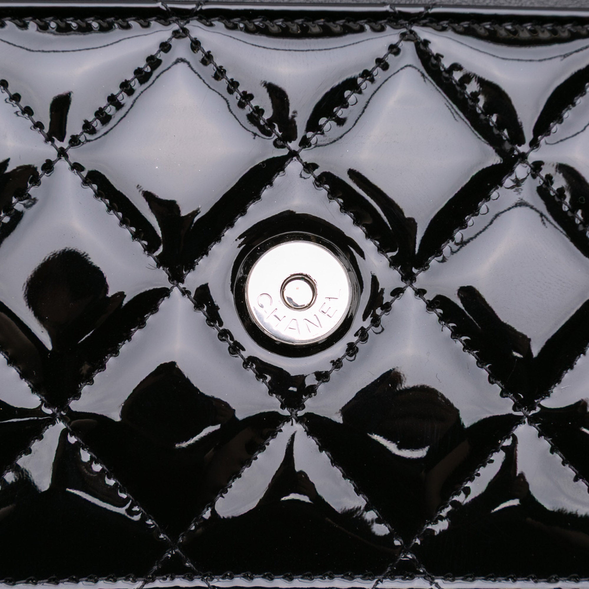 Chanel CC Bicolor Quilted Patent Wallet on Chain - image 9