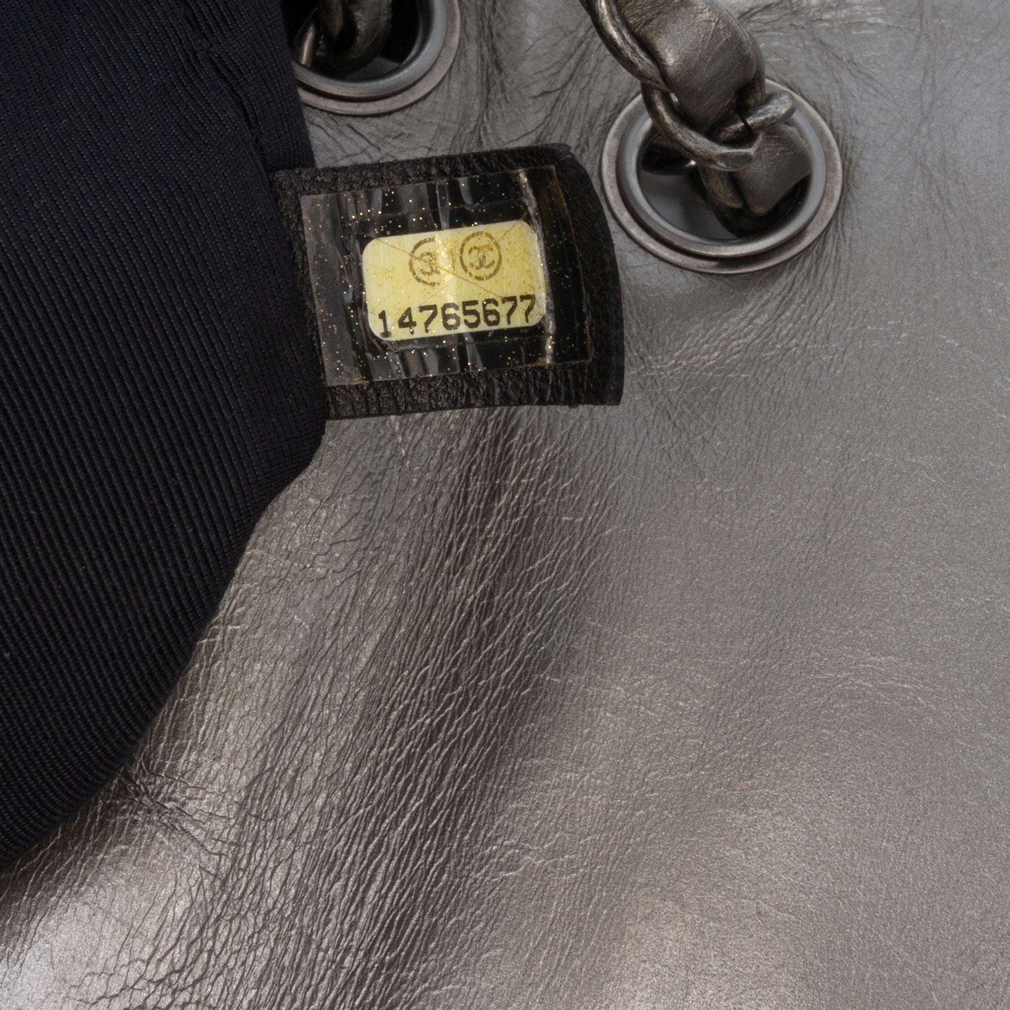 Chanel Medium Quilted Metallic Aged Calfskin Chain Me Flap - image 5
