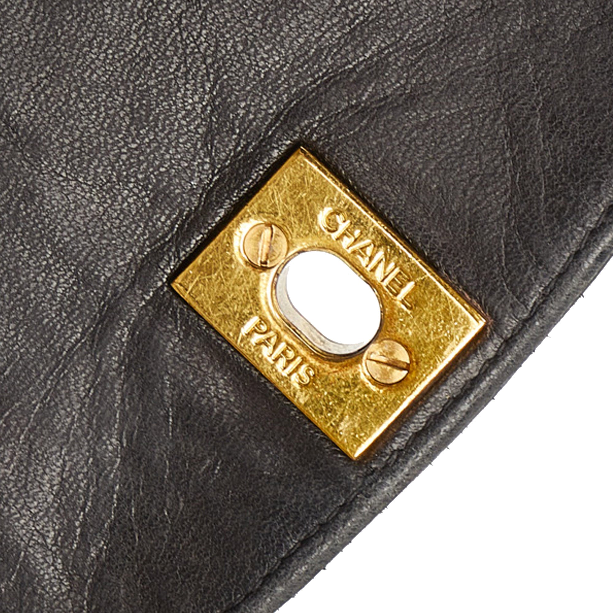 Chanel Medium Lambskin Diana Flap - image 10