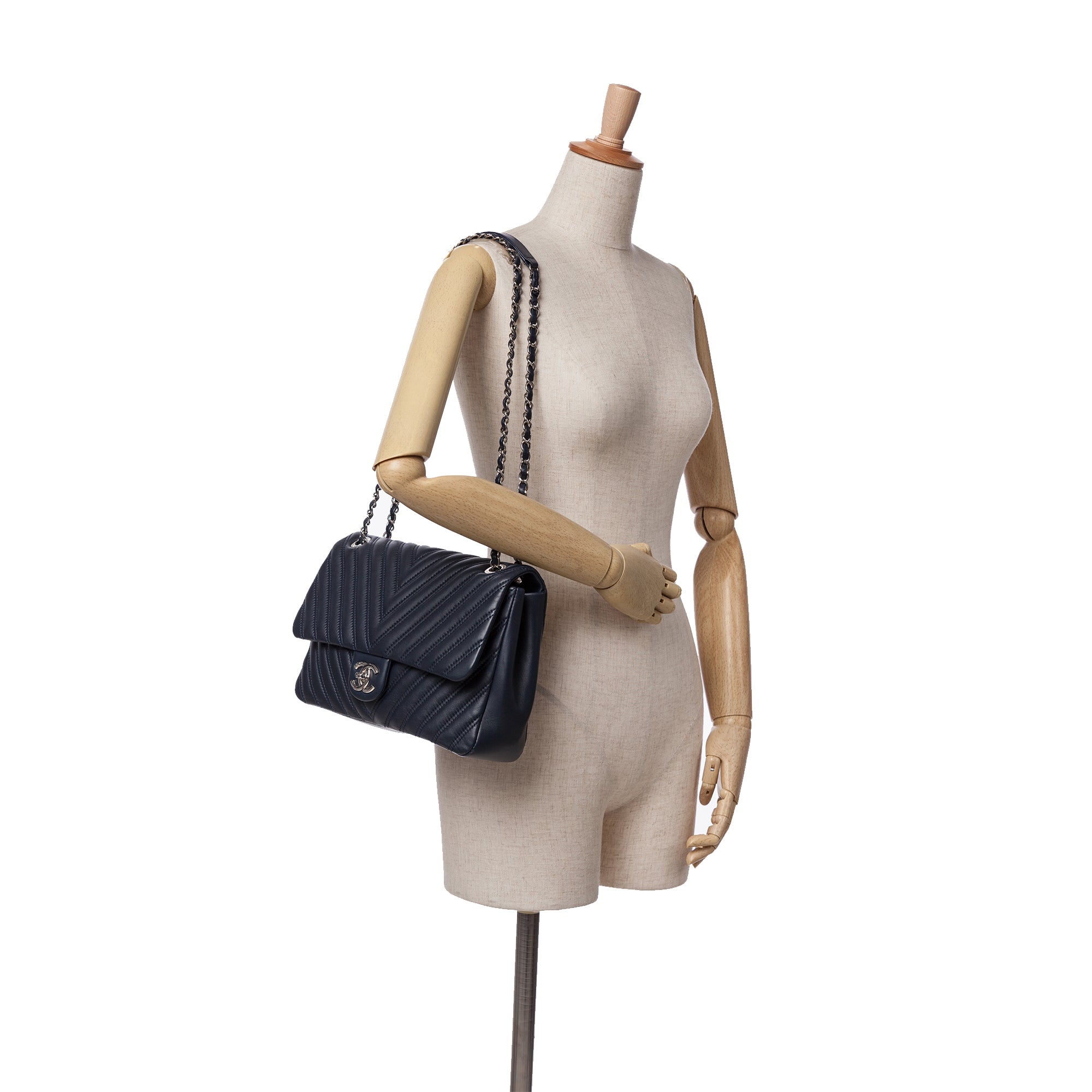 Chanel Jumbo Double Stitch Chevron Lambskin Single Flap - image 10