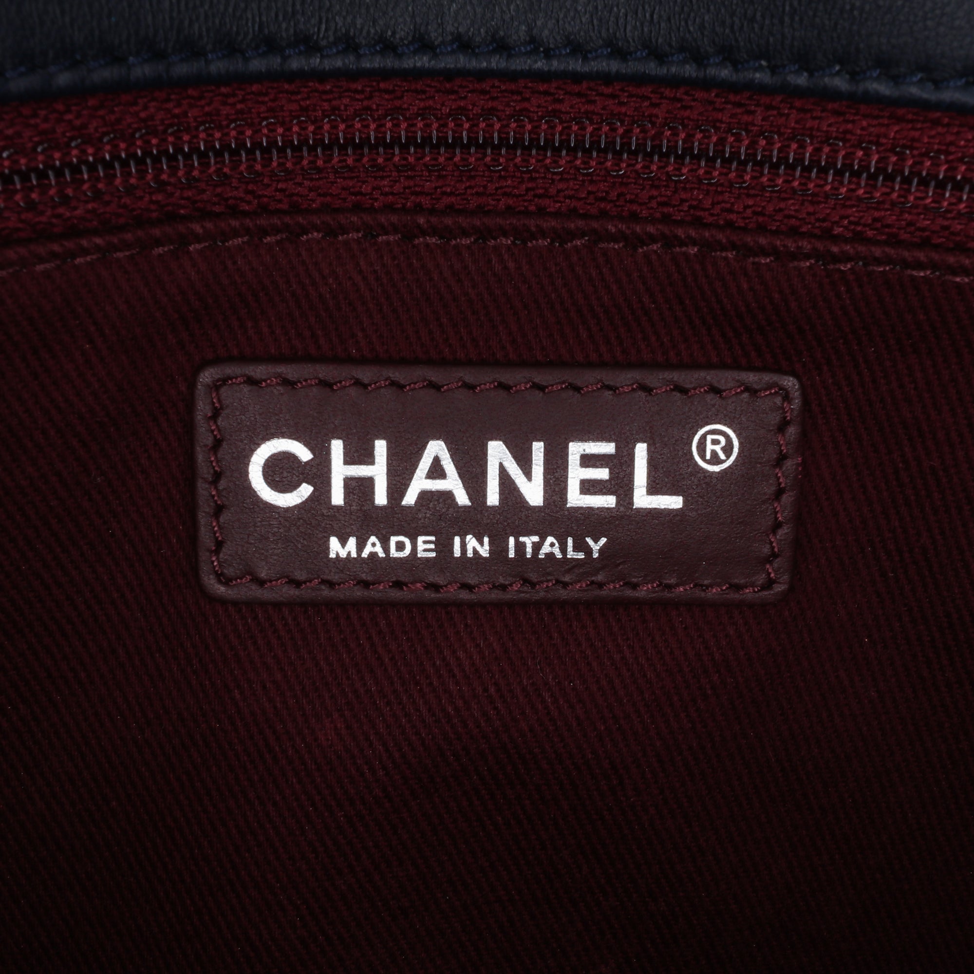 Chanel Jumbo Double Stitch Chevron Lambskin Single Flap - image 5