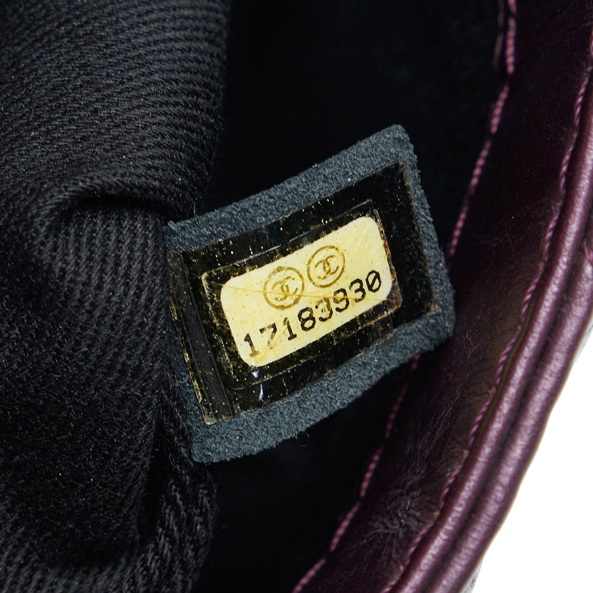 Chanel Glazed Matelasse Portobello Flap Bag - image 6