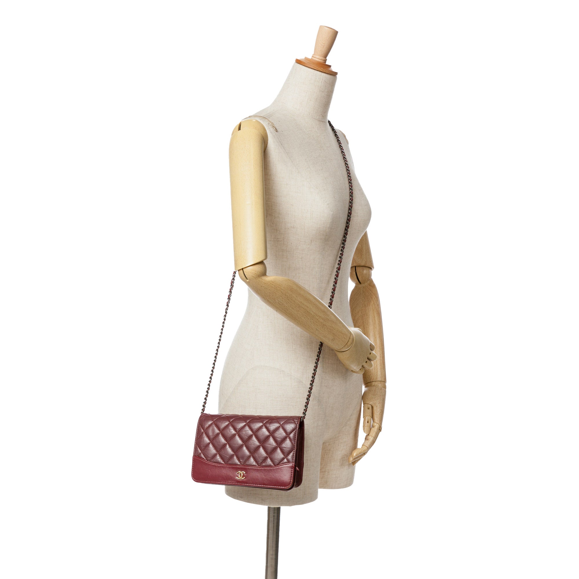 Chanel Quilted Aged Calfskin Gabrielle Wallet on Chain - image 10